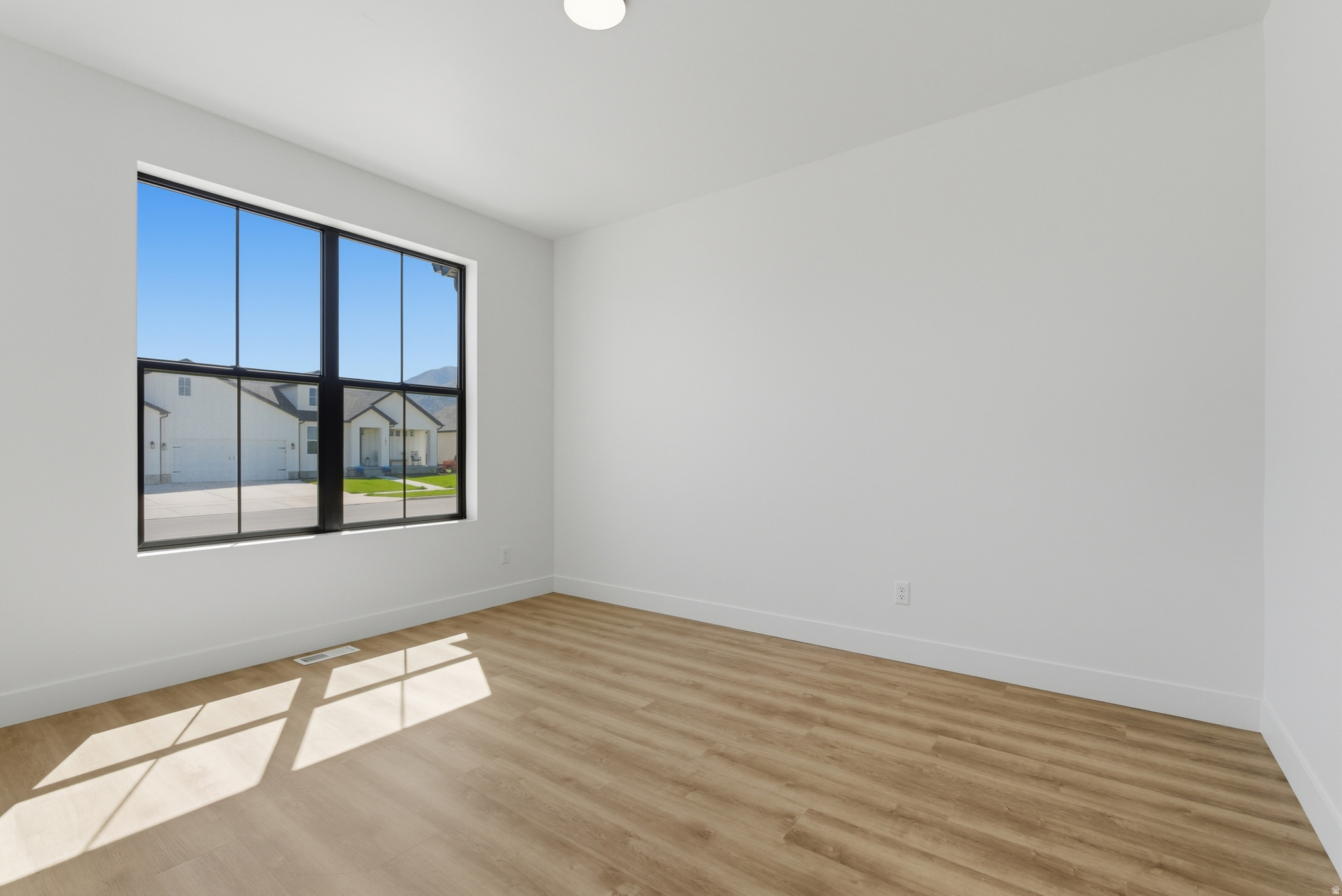 SKYE MEADOWS - Residential