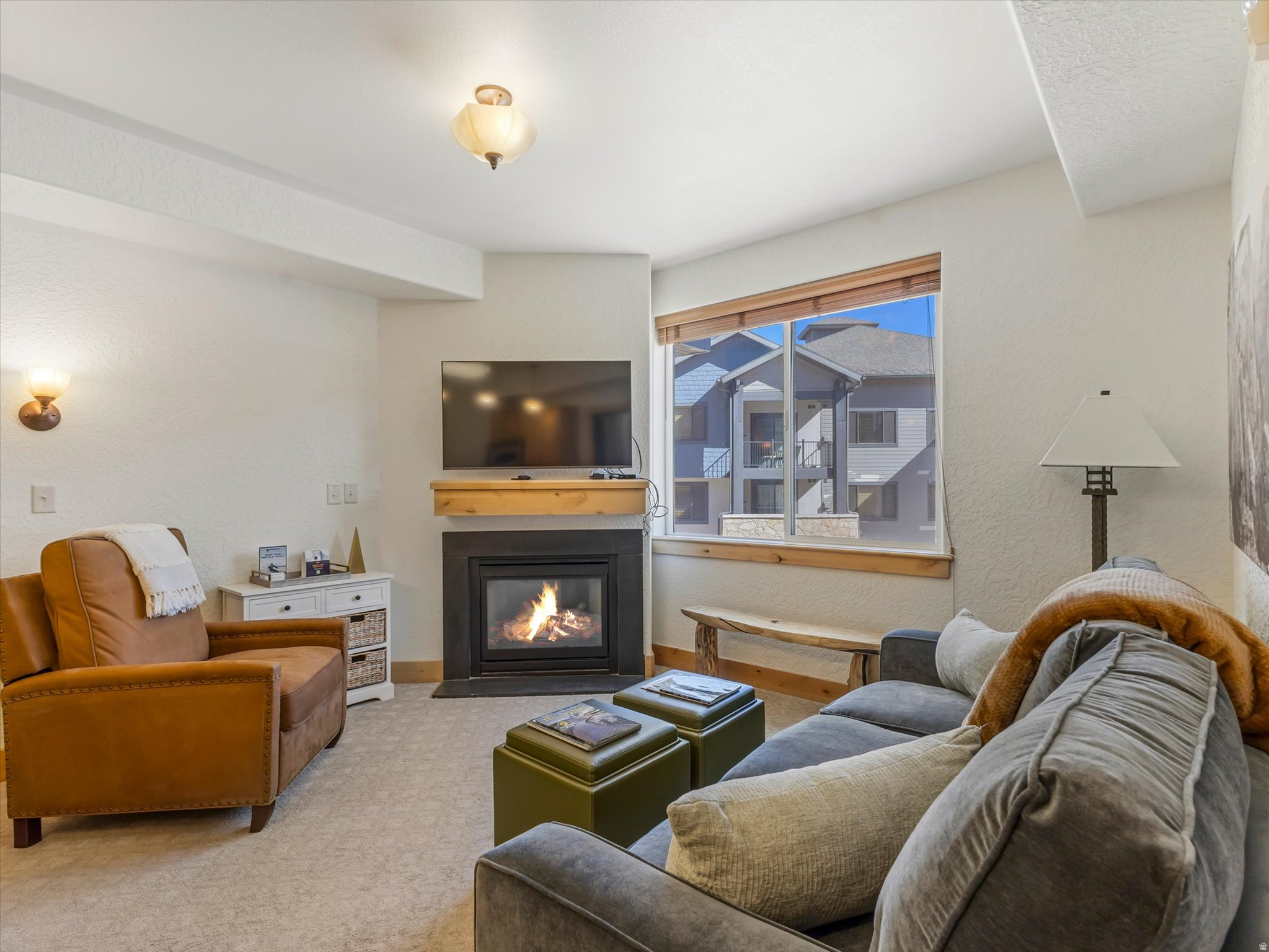 SILVERADO LODGE - Residential Lease