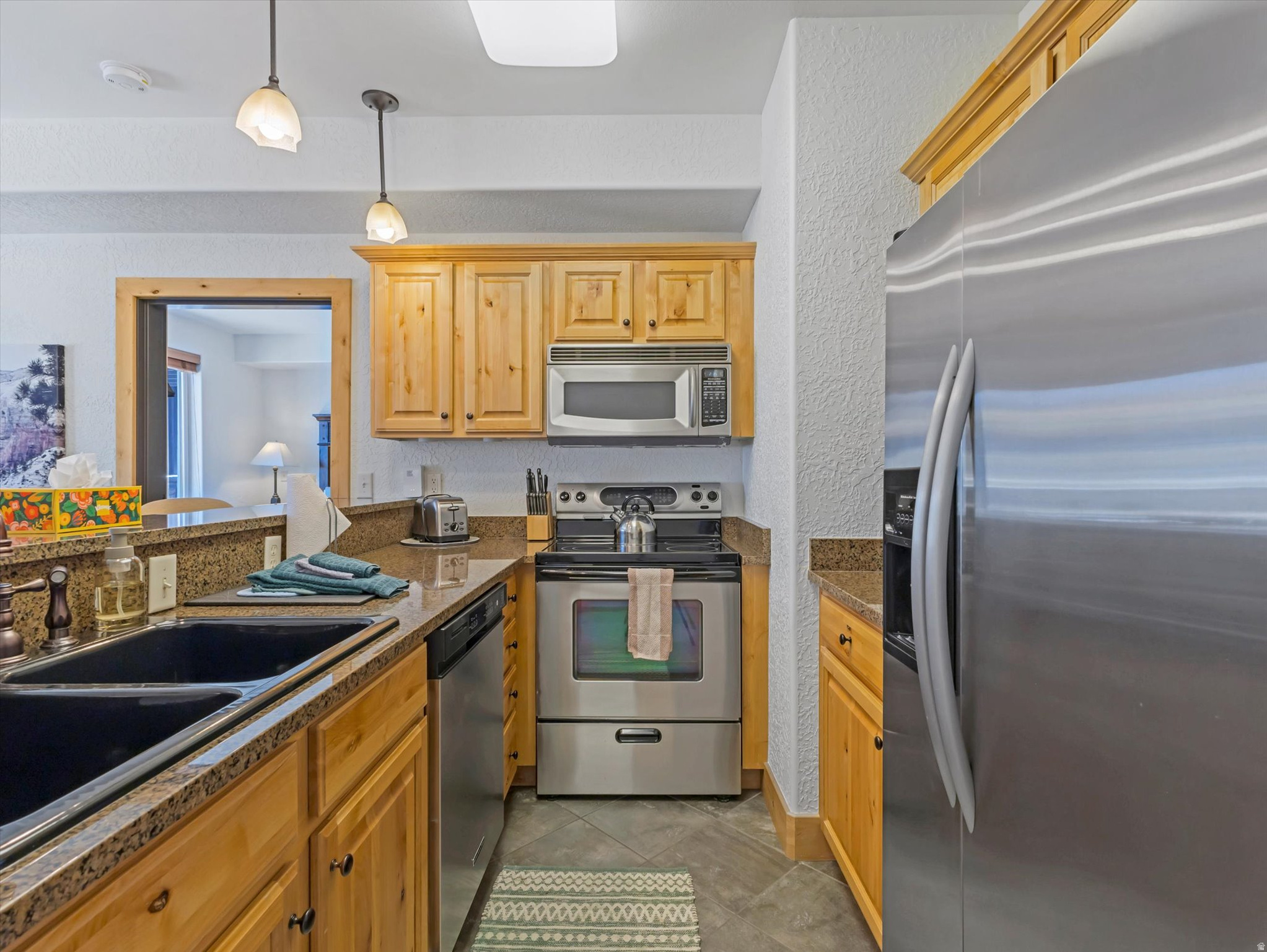 SILVERADO LODGE - Residential Lease