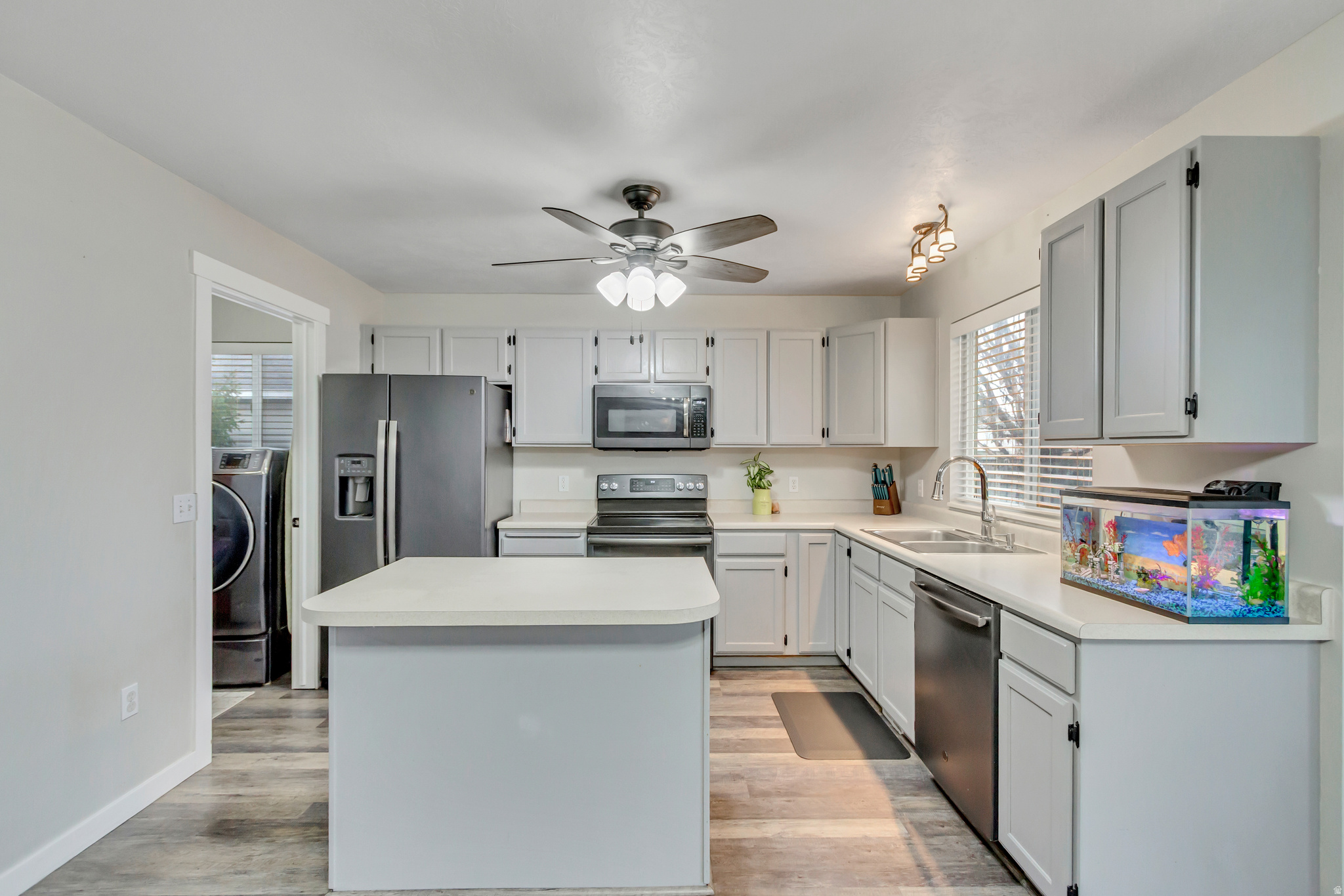 PARK MEADOWS - Residential