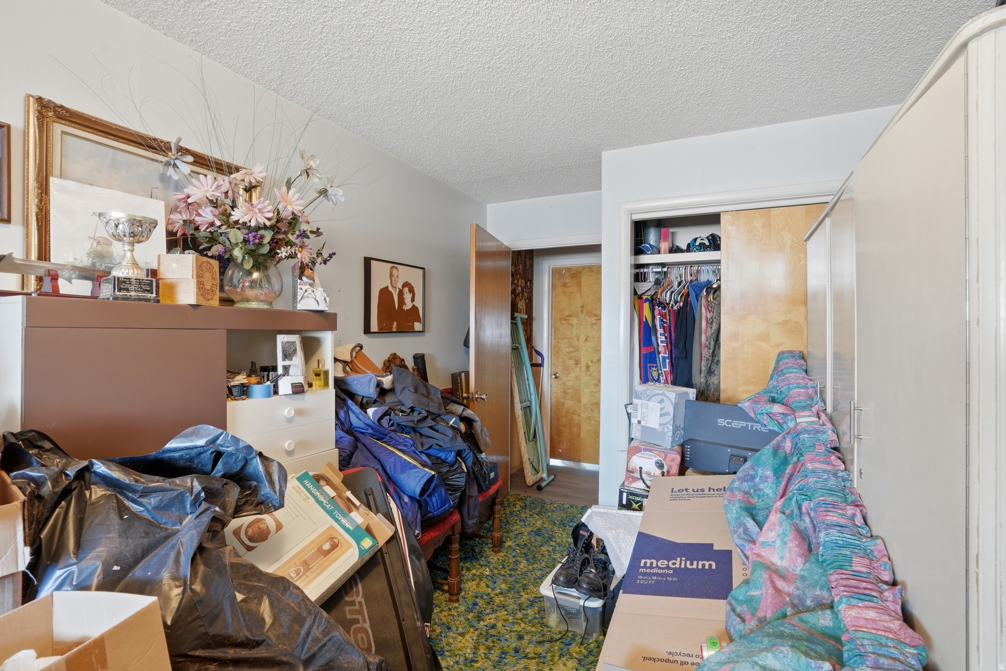 WHITE CITY NO 6 - Residential