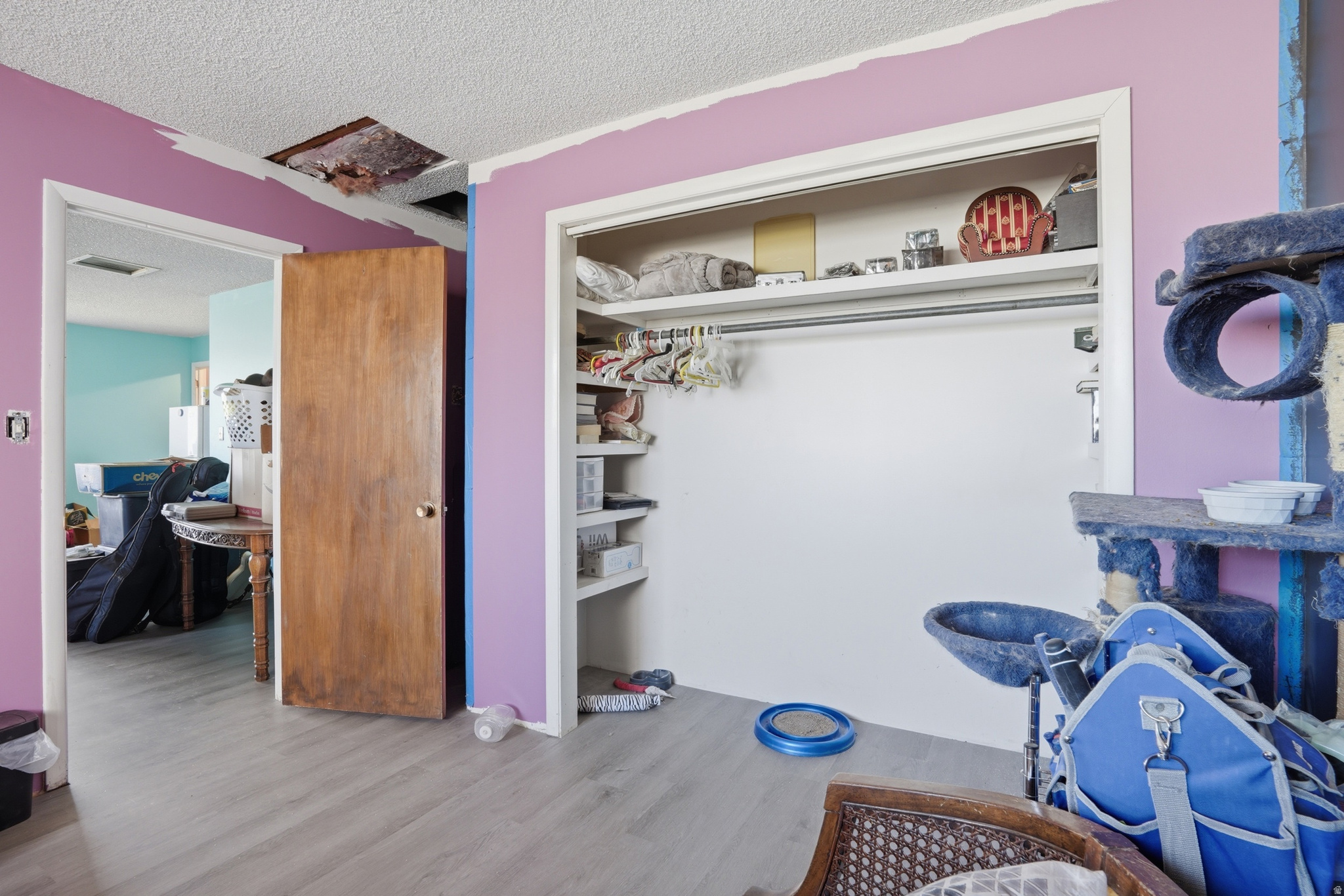 WHITE CITY NO 6 - Residential