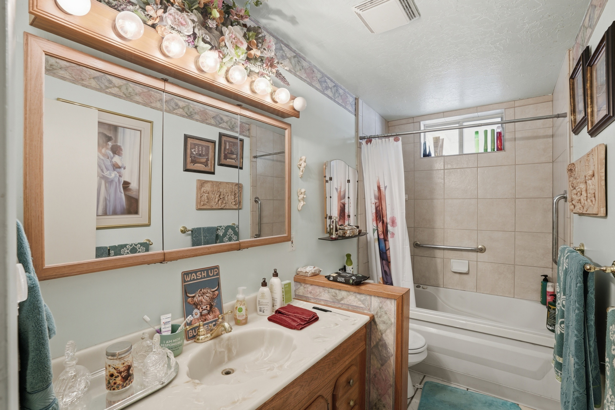 WHITE CITY NO 6 - Residential