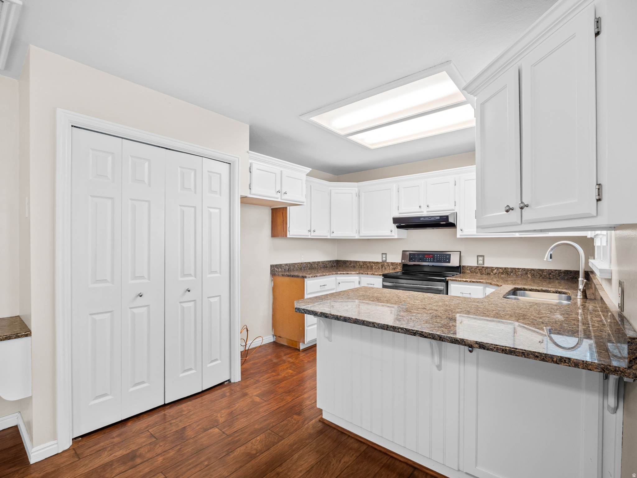 CARRIAGE HILL - Residential