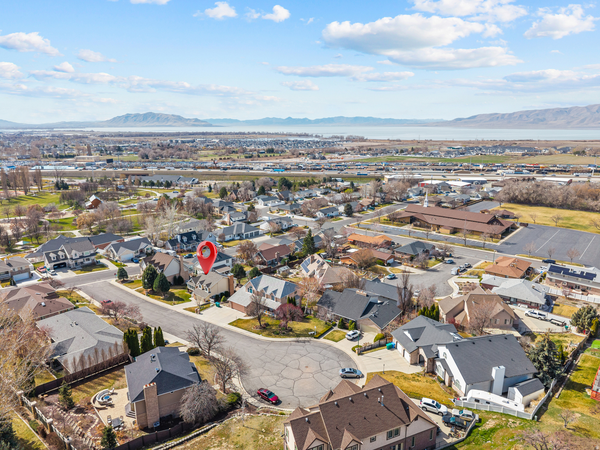 CARRIAGE HILL - Residential