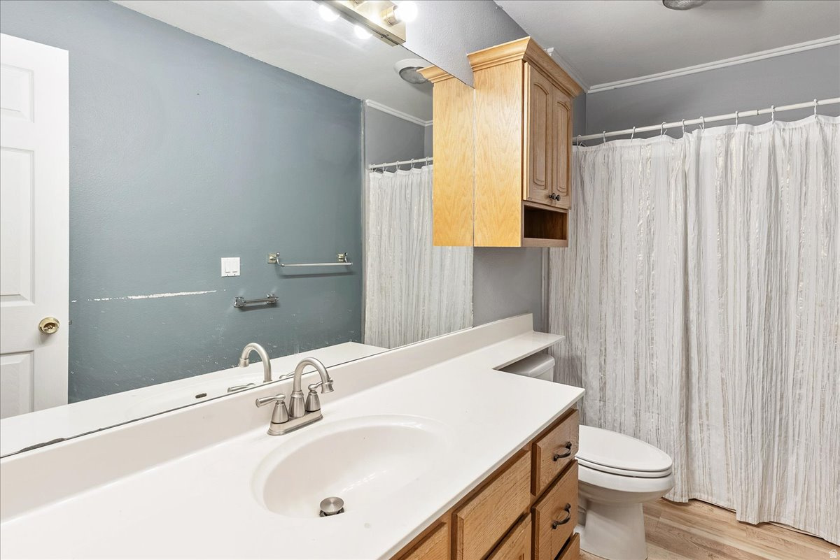 RAINTREE VILLAGE - Residential