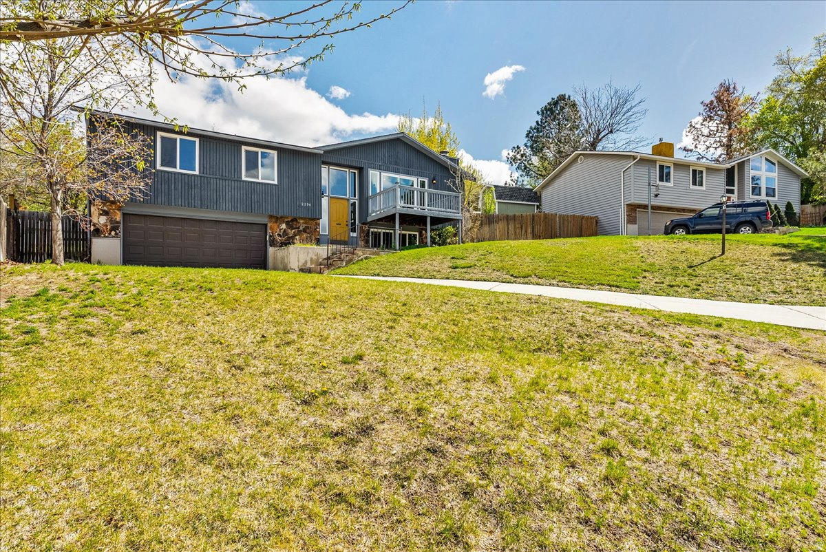 RAINTREE VILLAGE - Residential