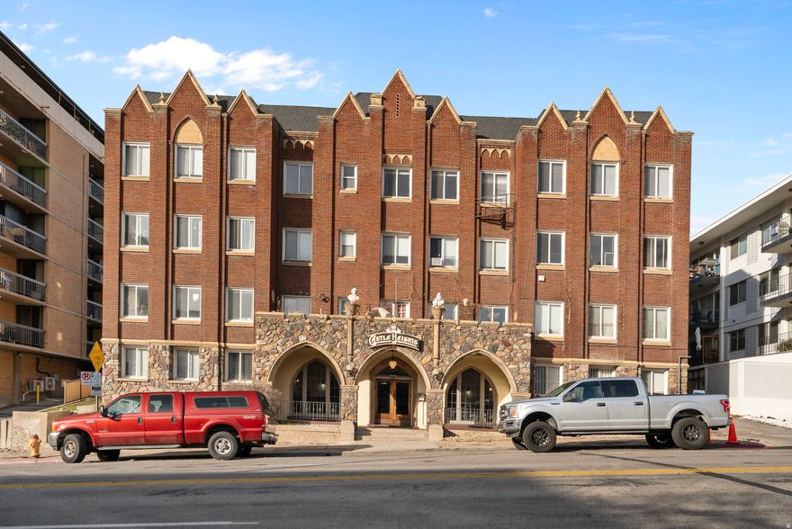 Located in the heart of downtown Salt Lake City's Avenues neighborhood, Castle Heights Apartments is one of the cities most iconic multifamily buildings. 32-units just steps from Temple Square, City Creek, dining, employment, and public transit. The property includes 27 one-bedroom units, 4 studios, and 1 two-bedroom. Some interior cosmetic upgrades were completed in 2021, including new cabinets, countertops, and stainless steel appliance, but more work remains. Offered at $215,625 per unit, this is a compelling value-add opportunity in a premier, walkable downtown location with strong long-term upside.