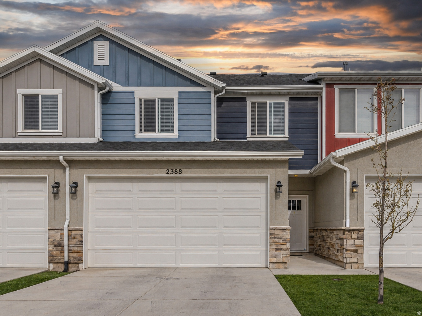 KNUDSON CROSSING - Residential