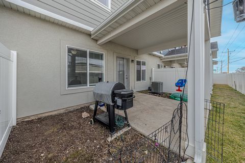 Tiny photo for 2388 W JADE WAY, West Haven, UT 84401 (MLS # 2153969)