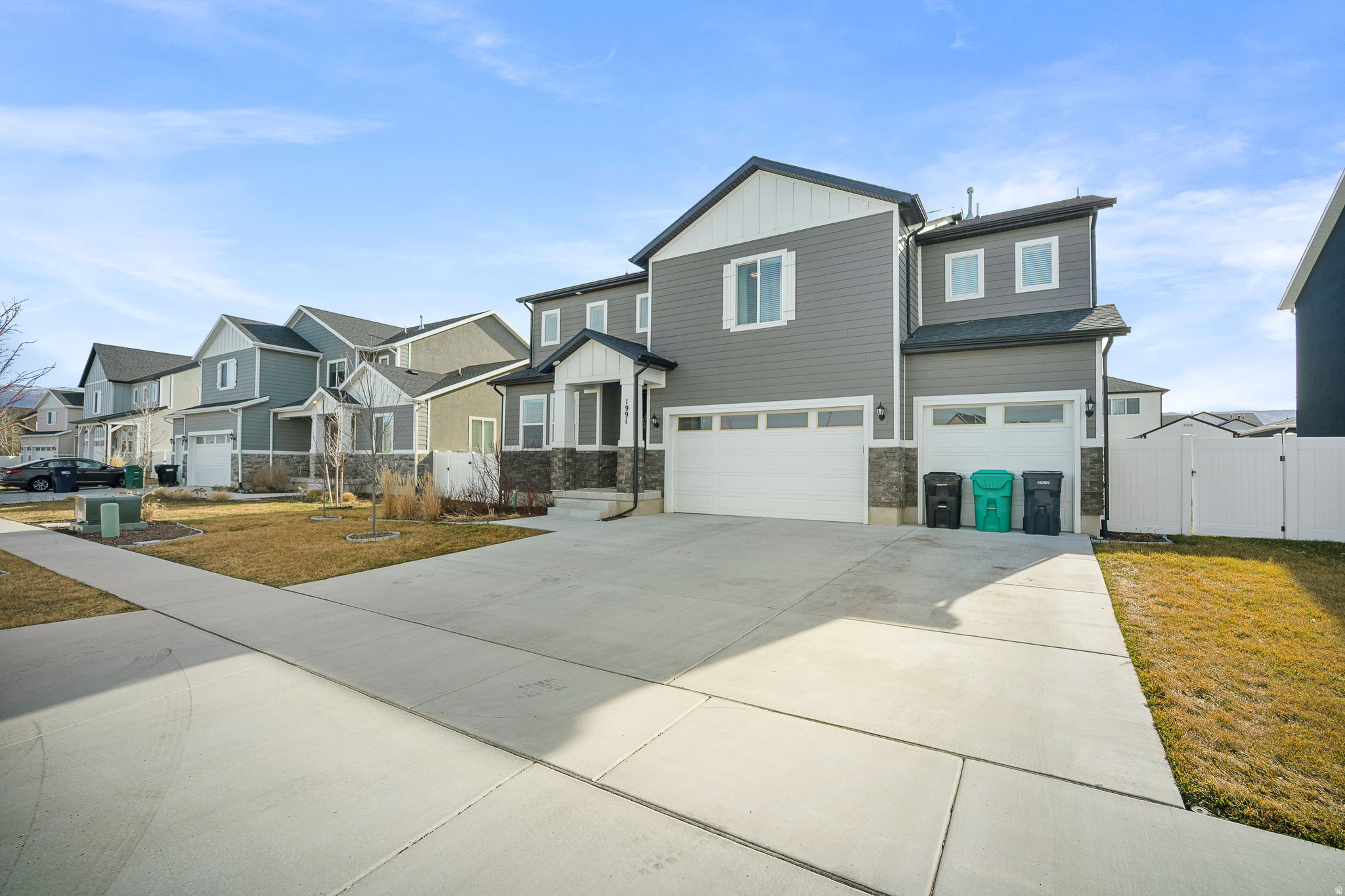 SHAMROCK VILLAGE - Residential