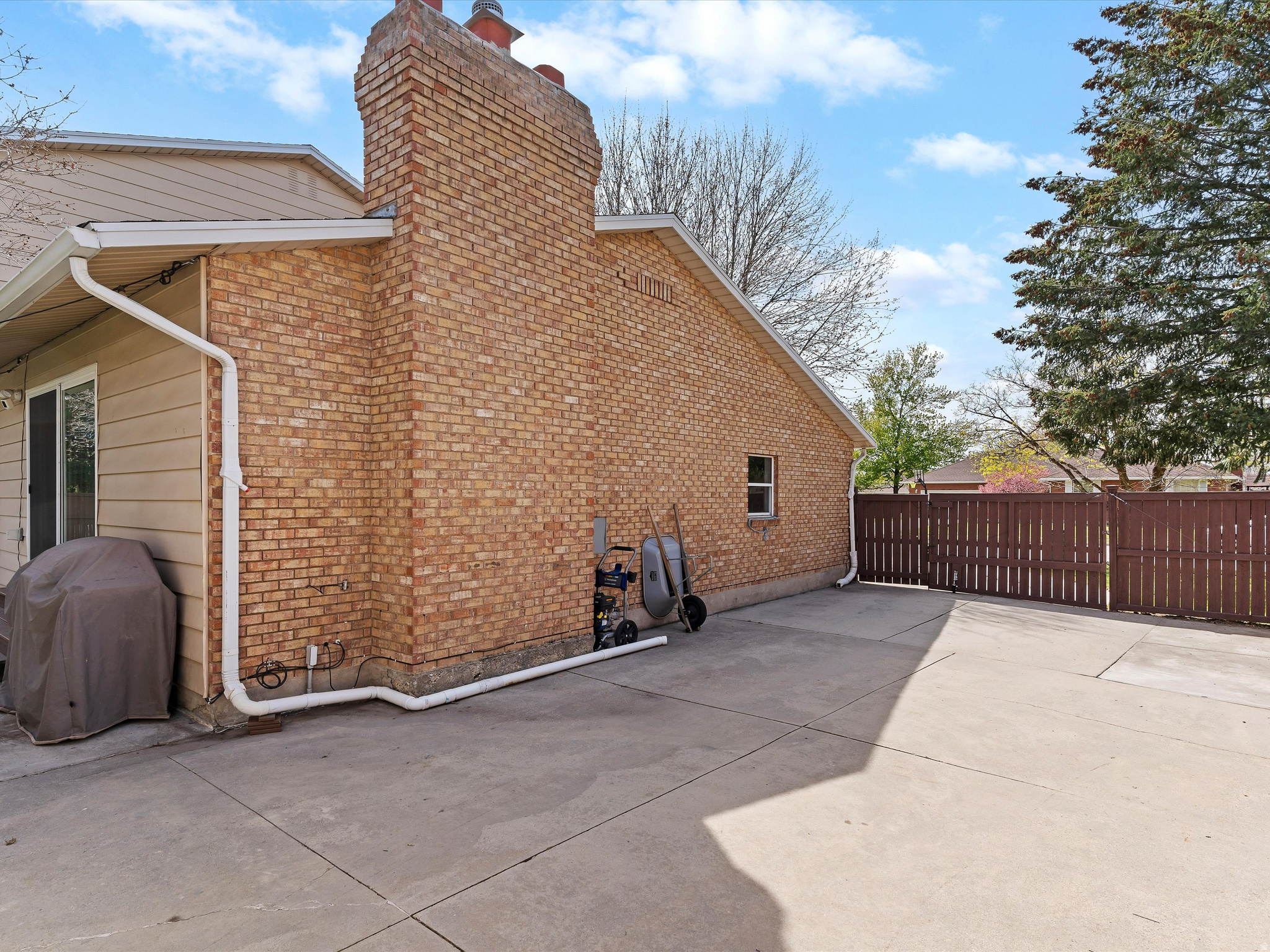 OAK FOREST - Residential