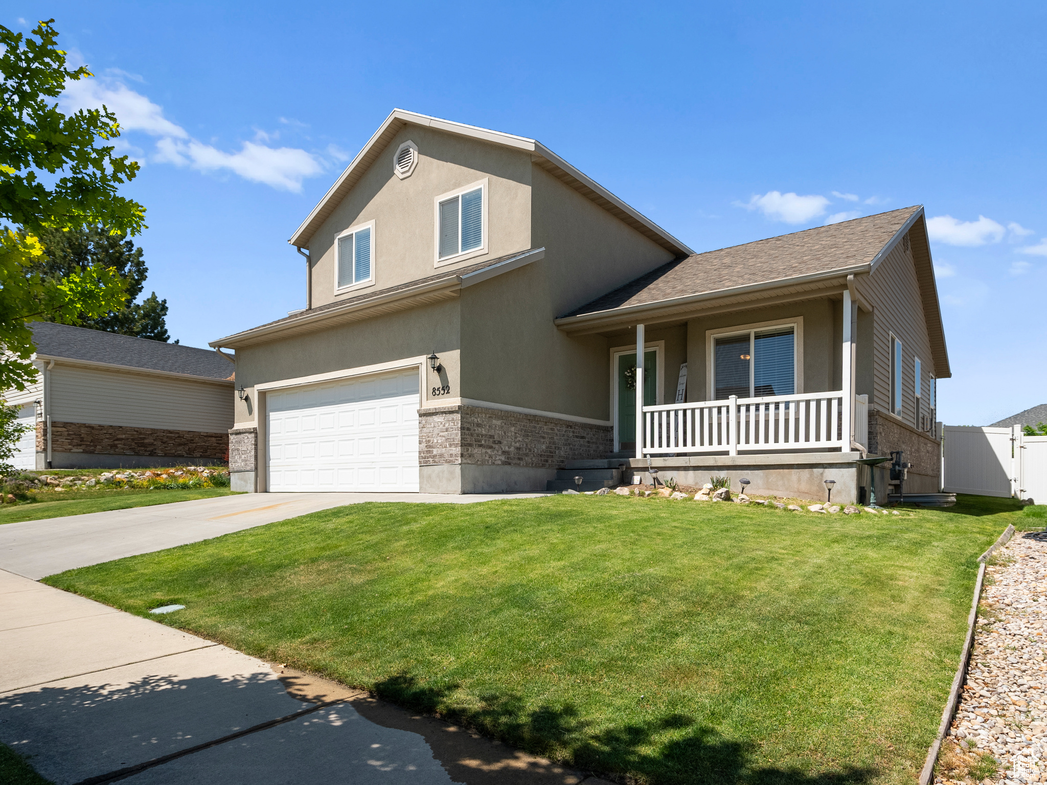 8552 S Maul Oak Dr, West Jordan, Utah image 1