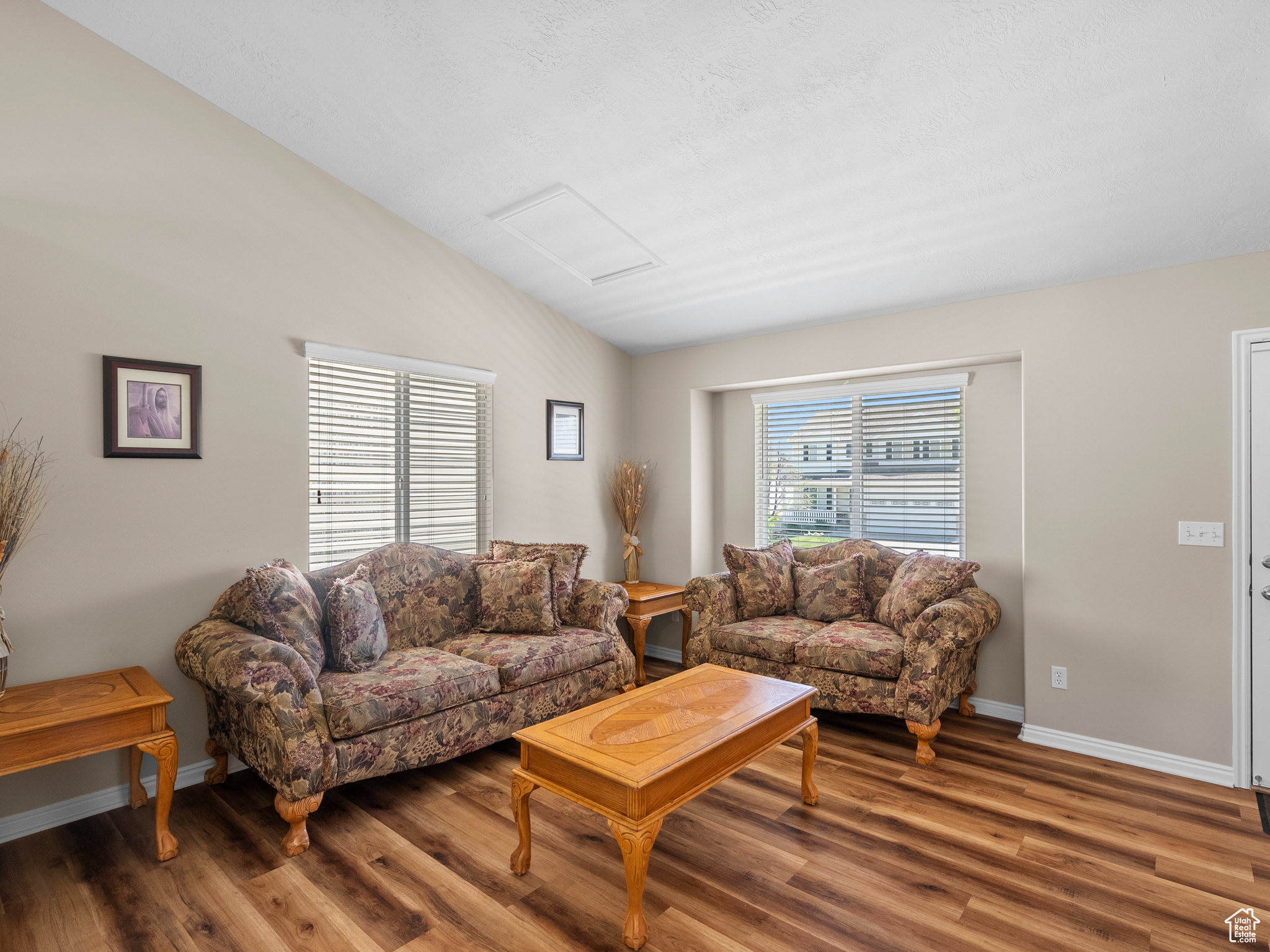 8552 S Maul Oak Dr, West Jordan, Utah image 3