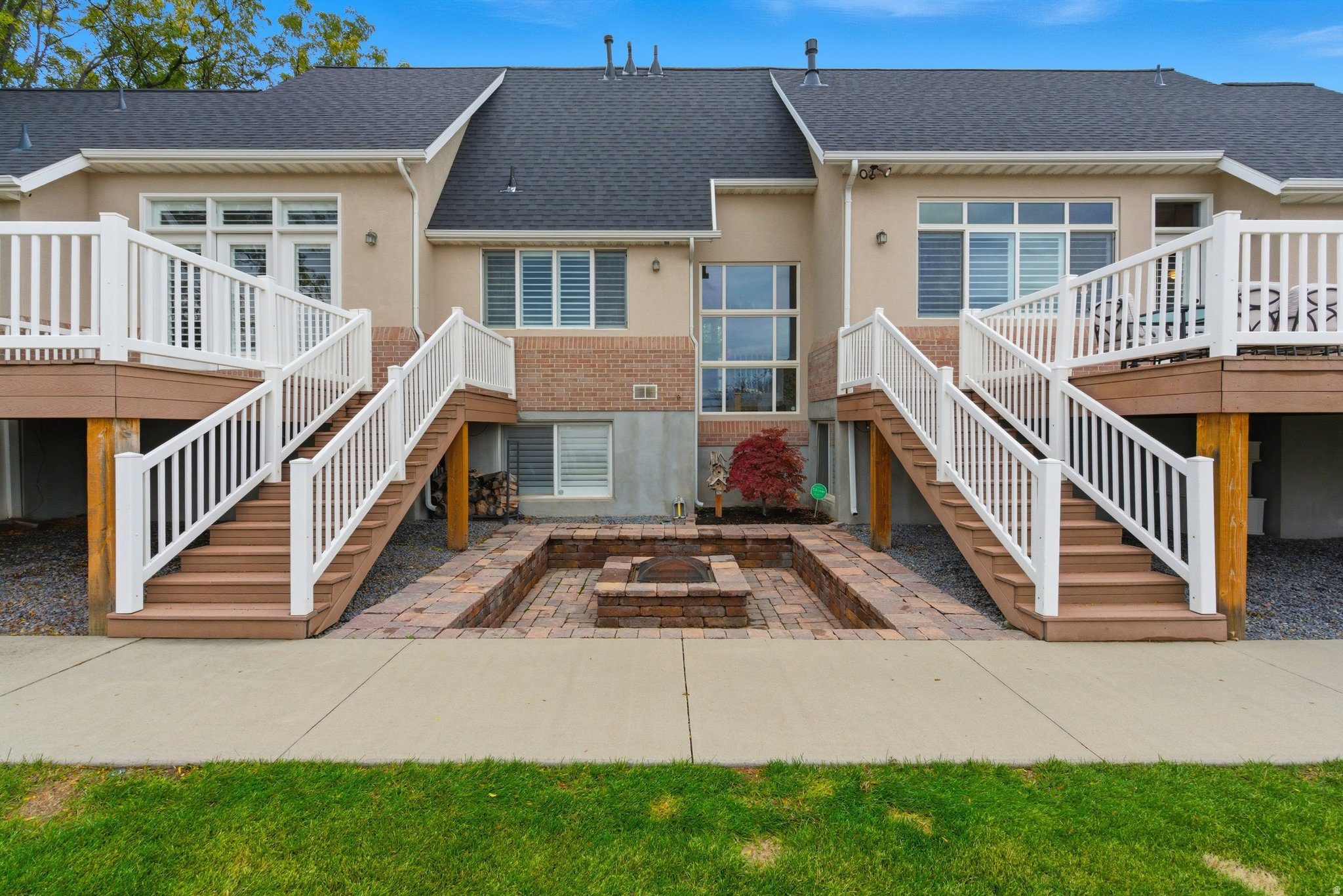 FARM RIDGE ESTATES - Residential