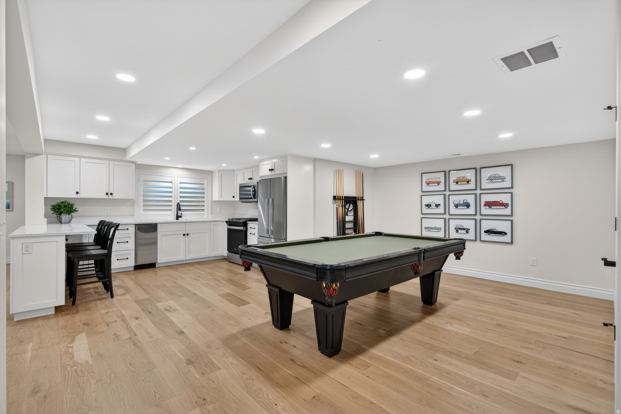 FARM RIDGE ESTATES - Residential