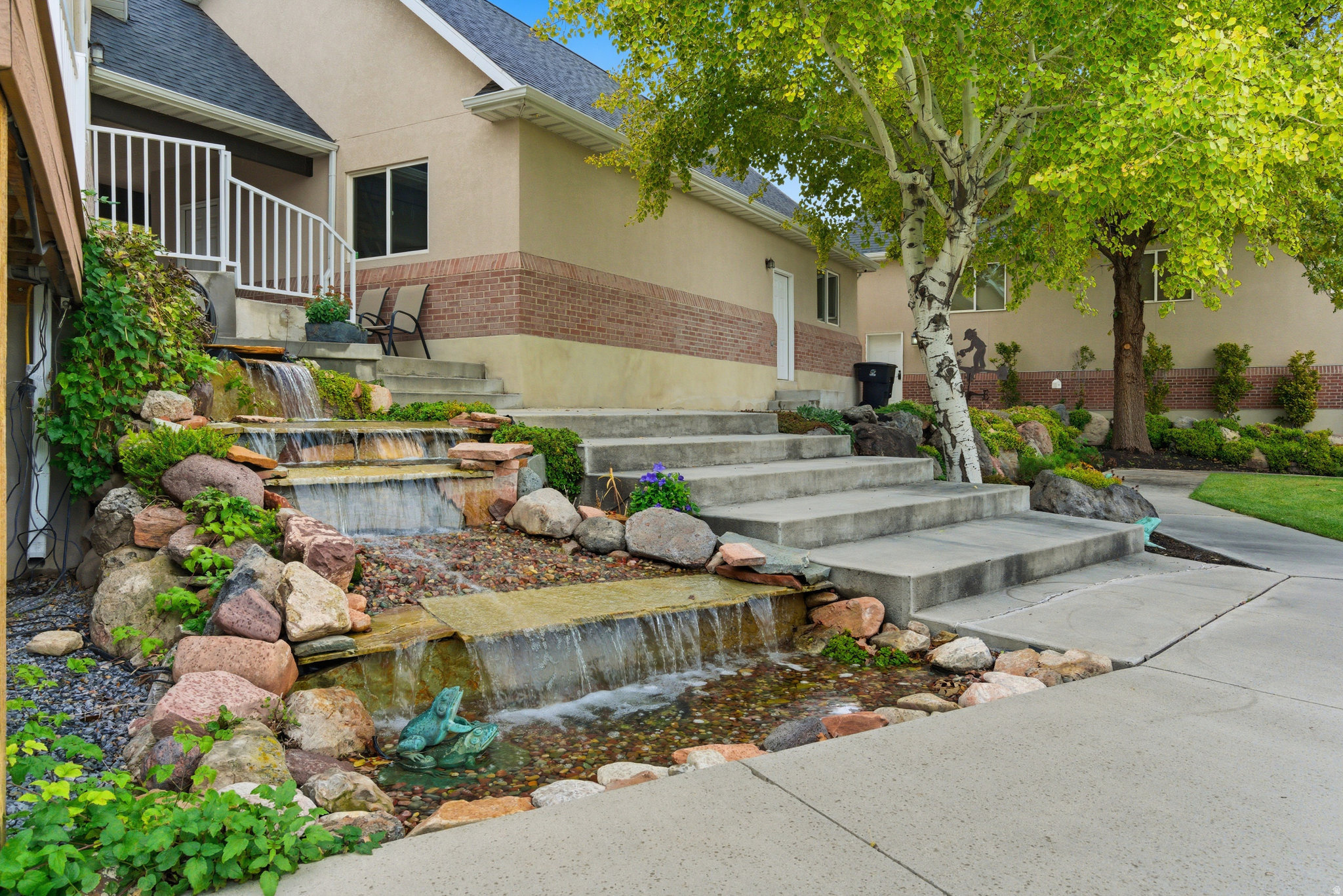 FARM RIDGE ESTATES - Residential