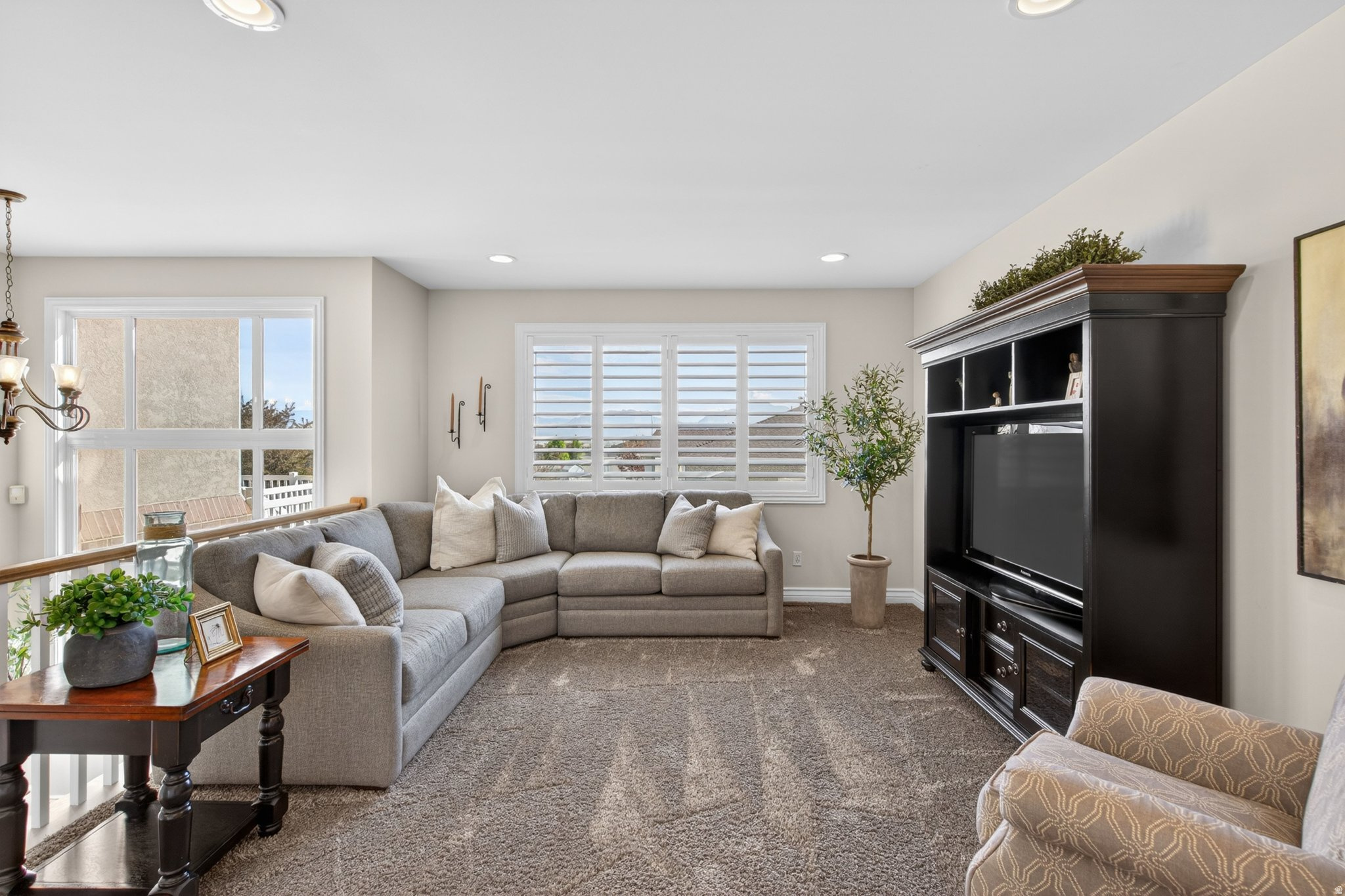 FARM RIDGE ESTATES - Residential