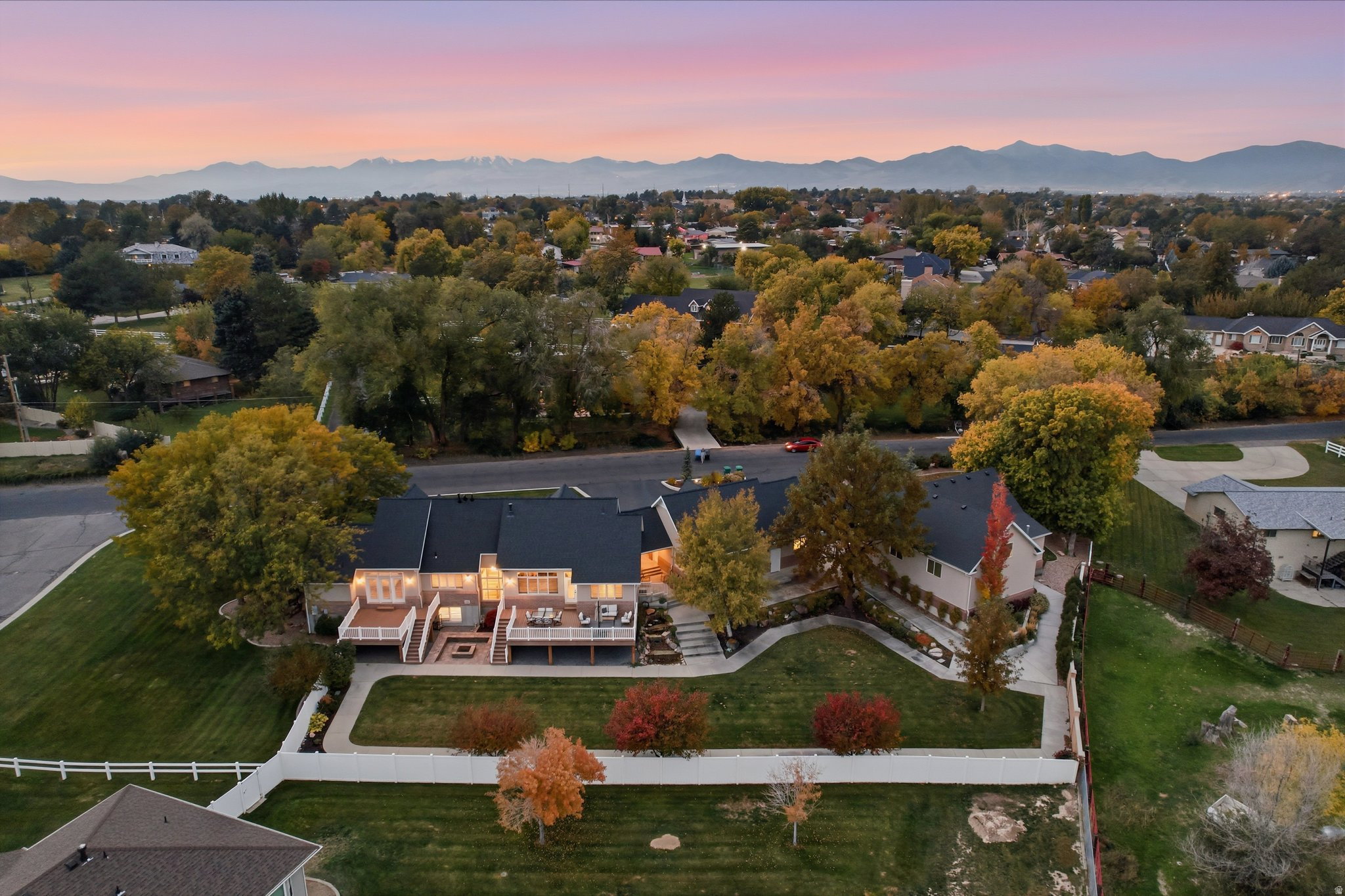 FARM RIDGE ESTATES - Residential