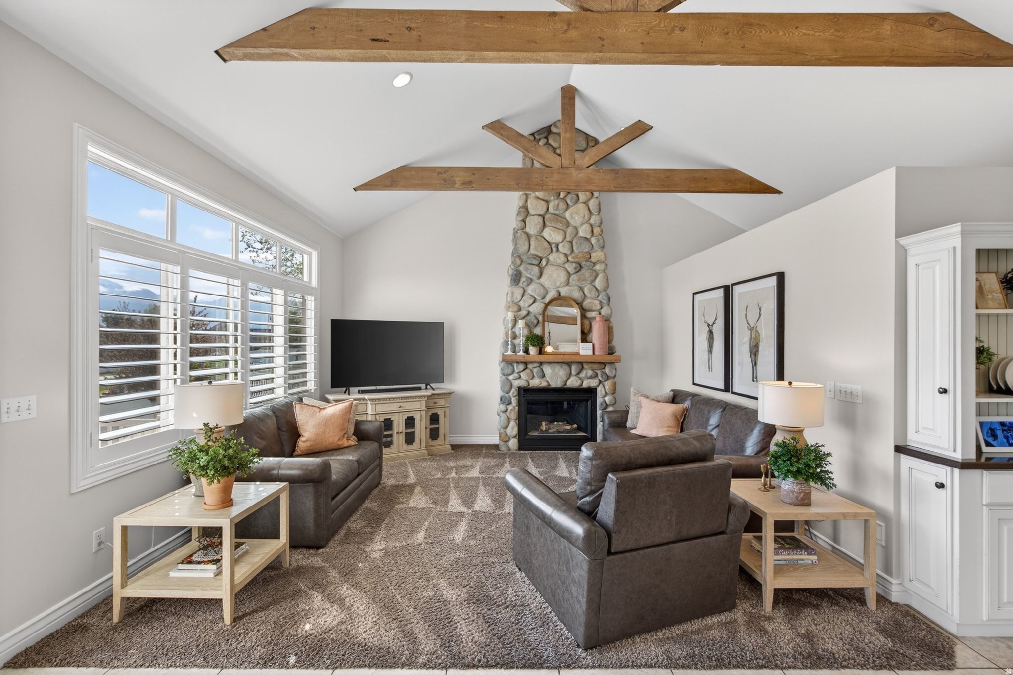 FARM RIDGE ESTATES - Residential