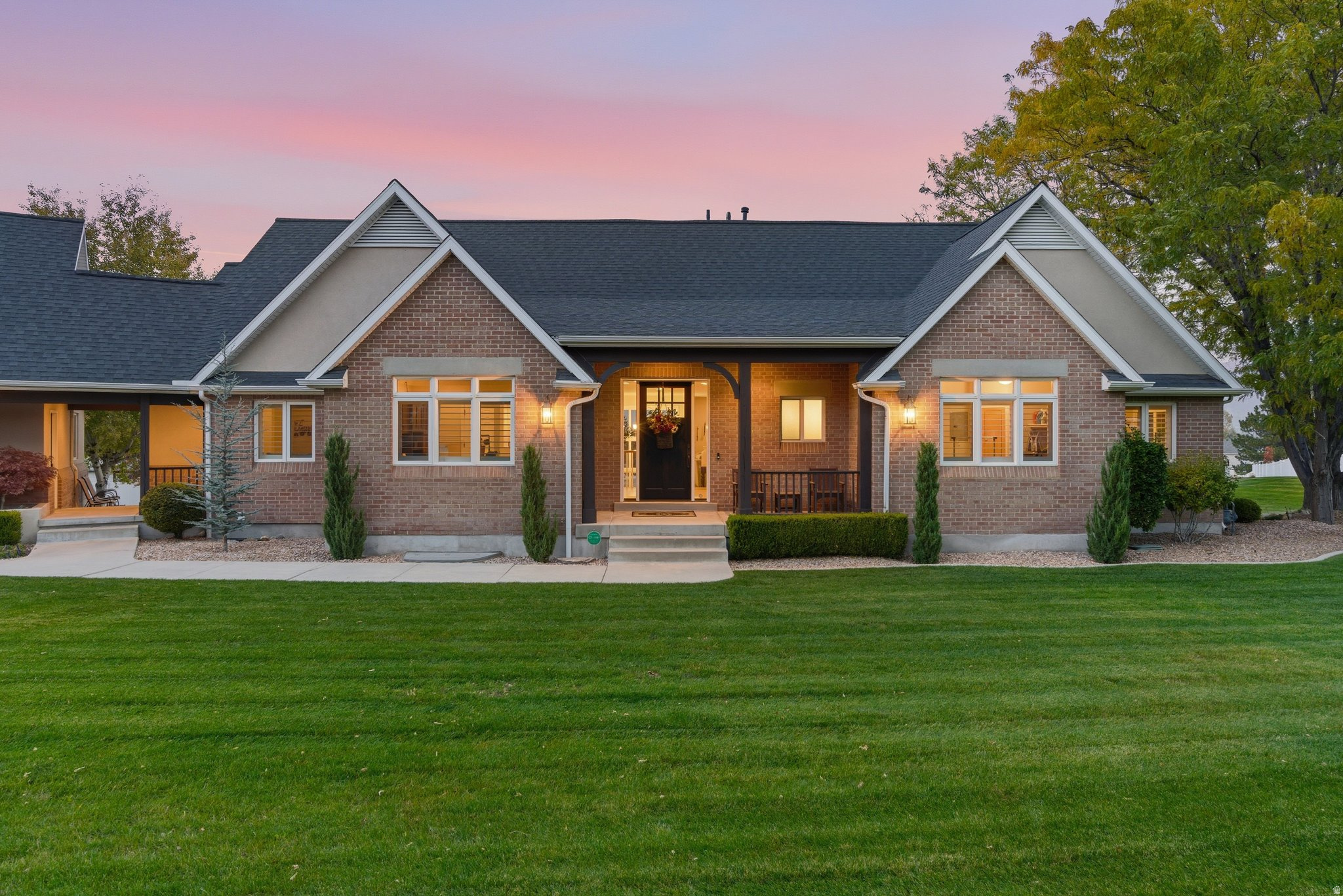 FARM RIDGE ESTATES - Residential