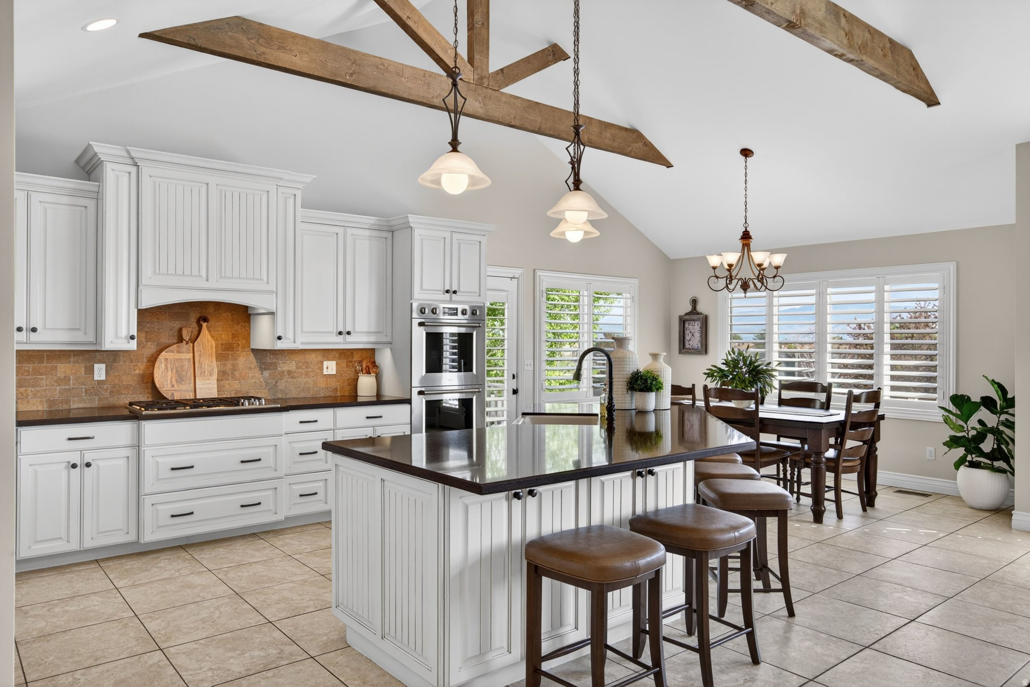 FARM RIDGE ESTATES - Residential