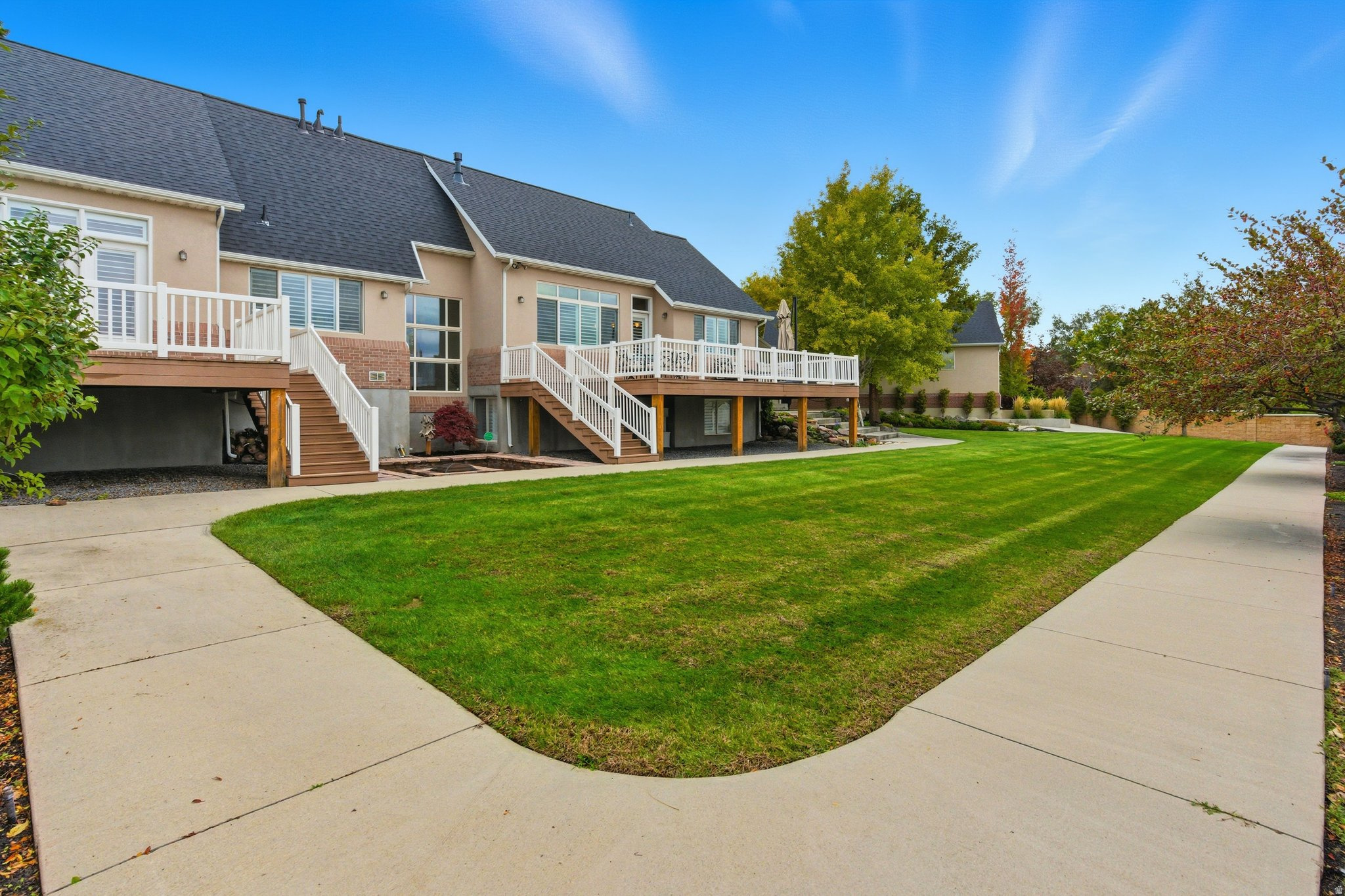 FARM RIDGE ESTATES - Residential