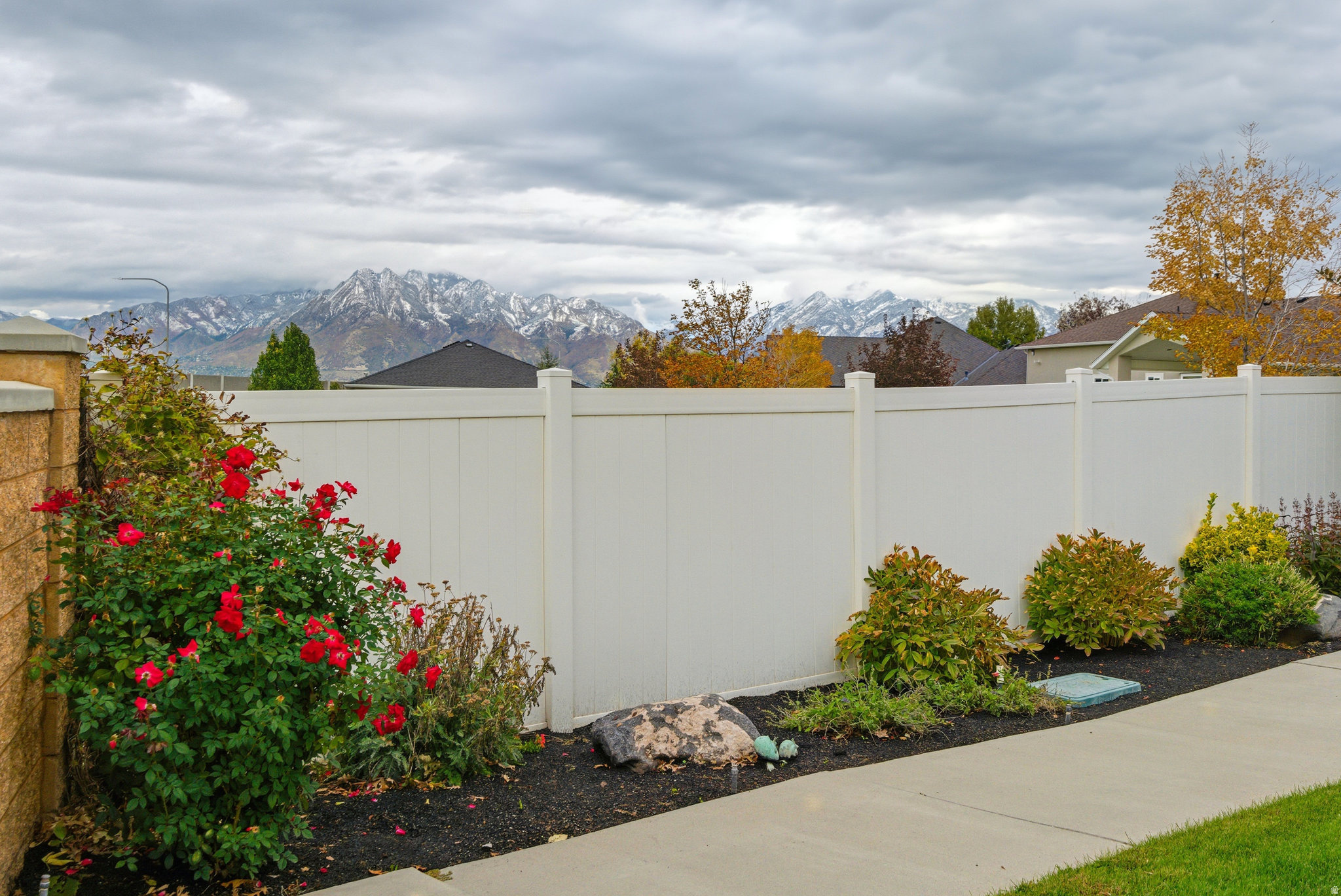 FARM RIDGE ESTATES - Residential