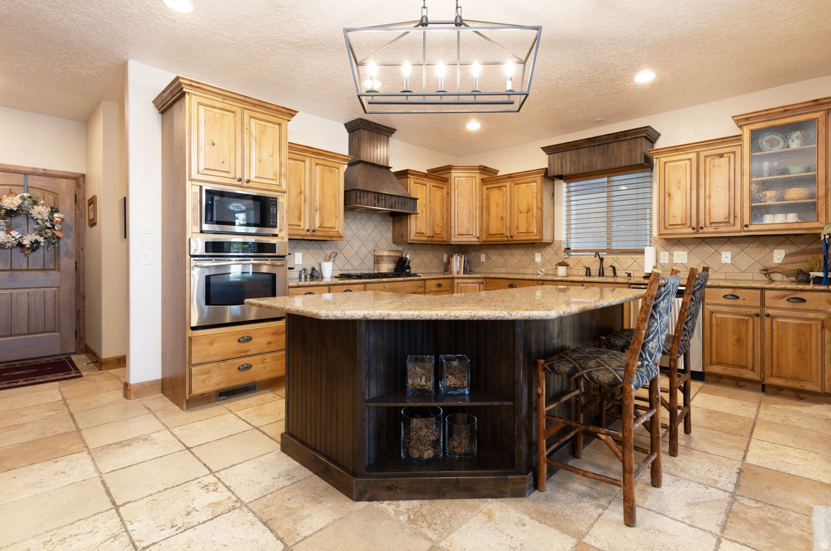 WOODBRIDGE - Residential