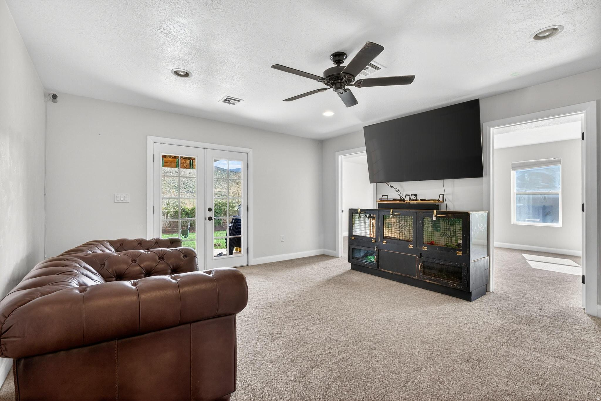 ALMOND HEIGHTS PARK AMD - Residential