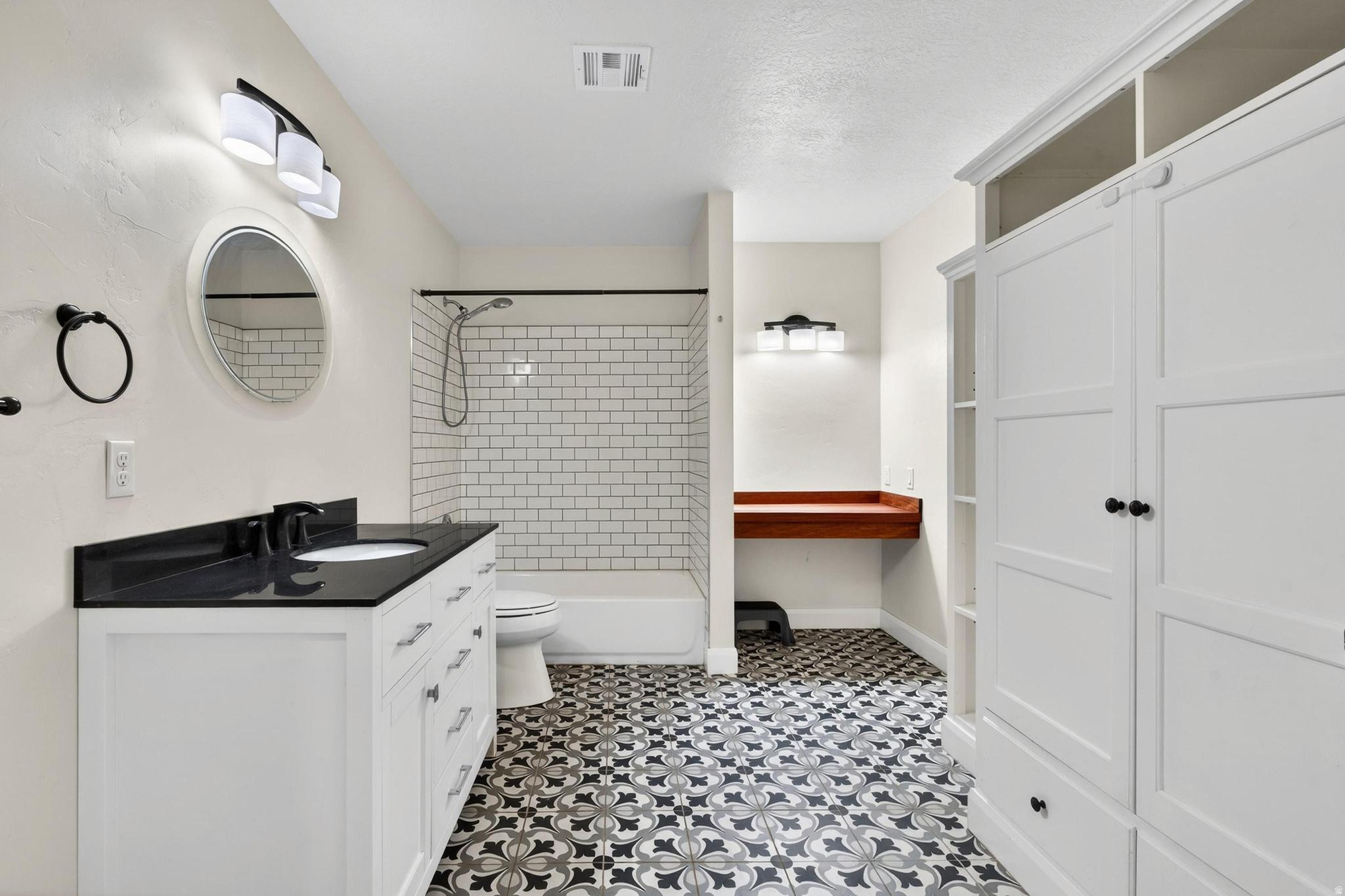 ALMOND HEIGHTS PARK AMD - Residential