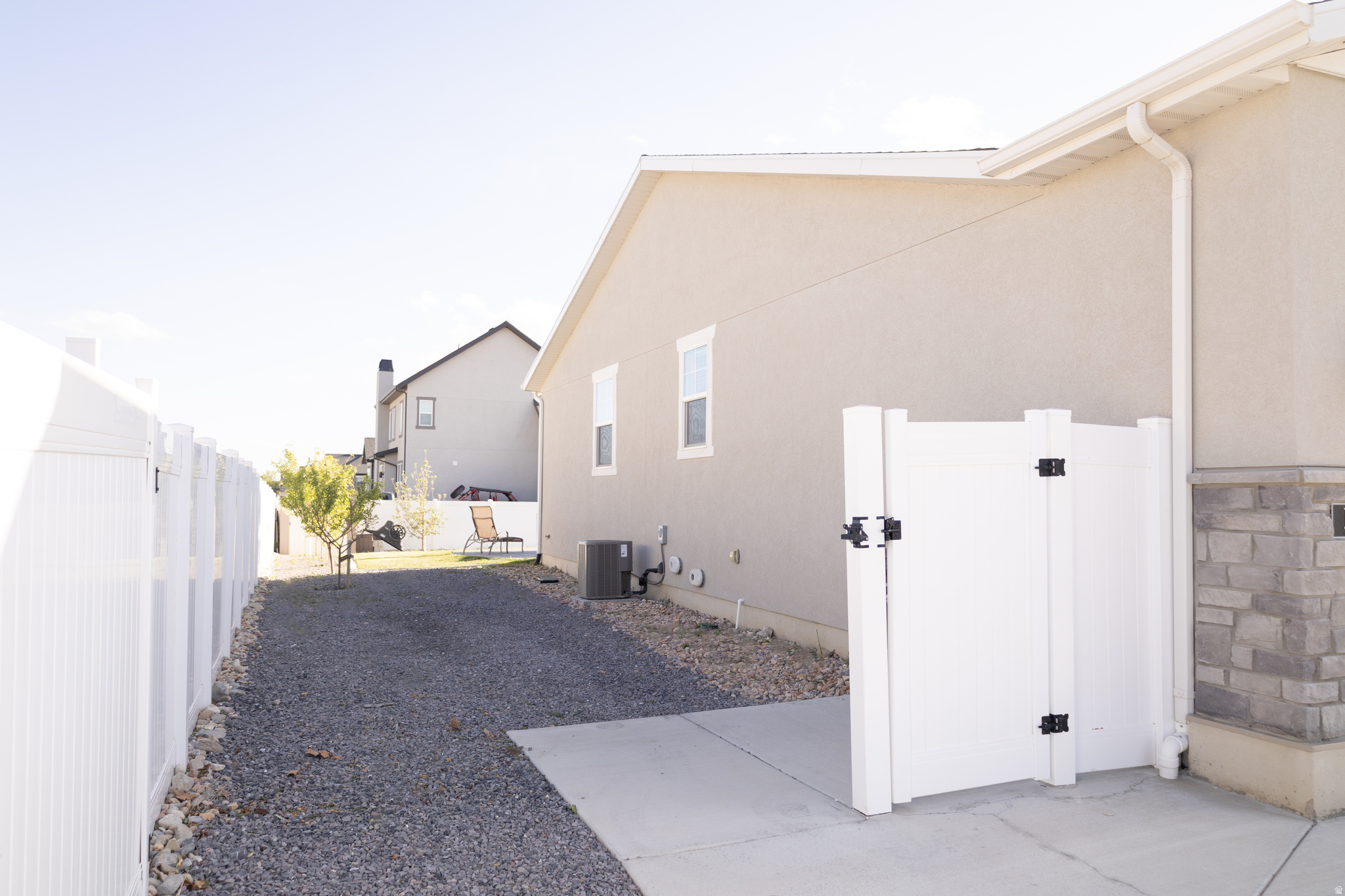 OVERLAND PHASE B - Residential