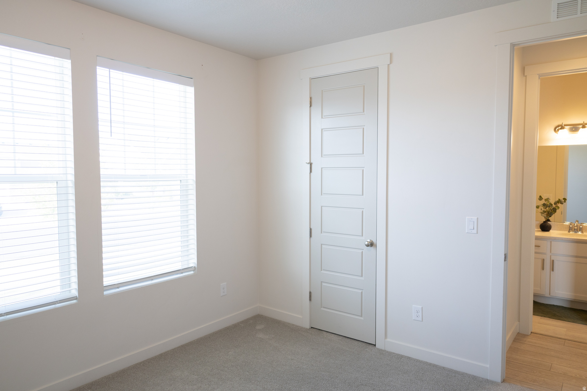 OVERLAND PHASE B - Residential