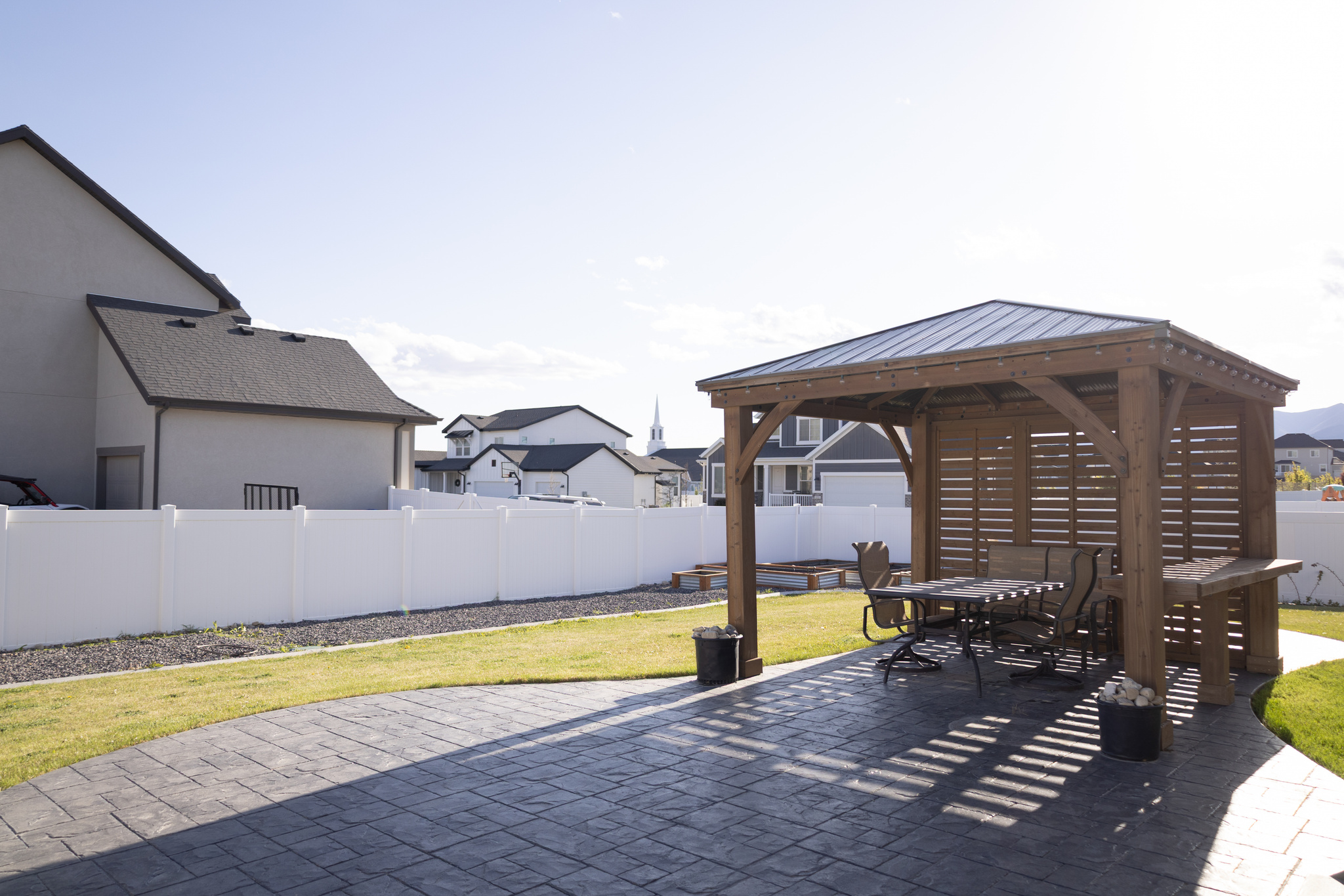 OVERLAND PHASE B - Residential