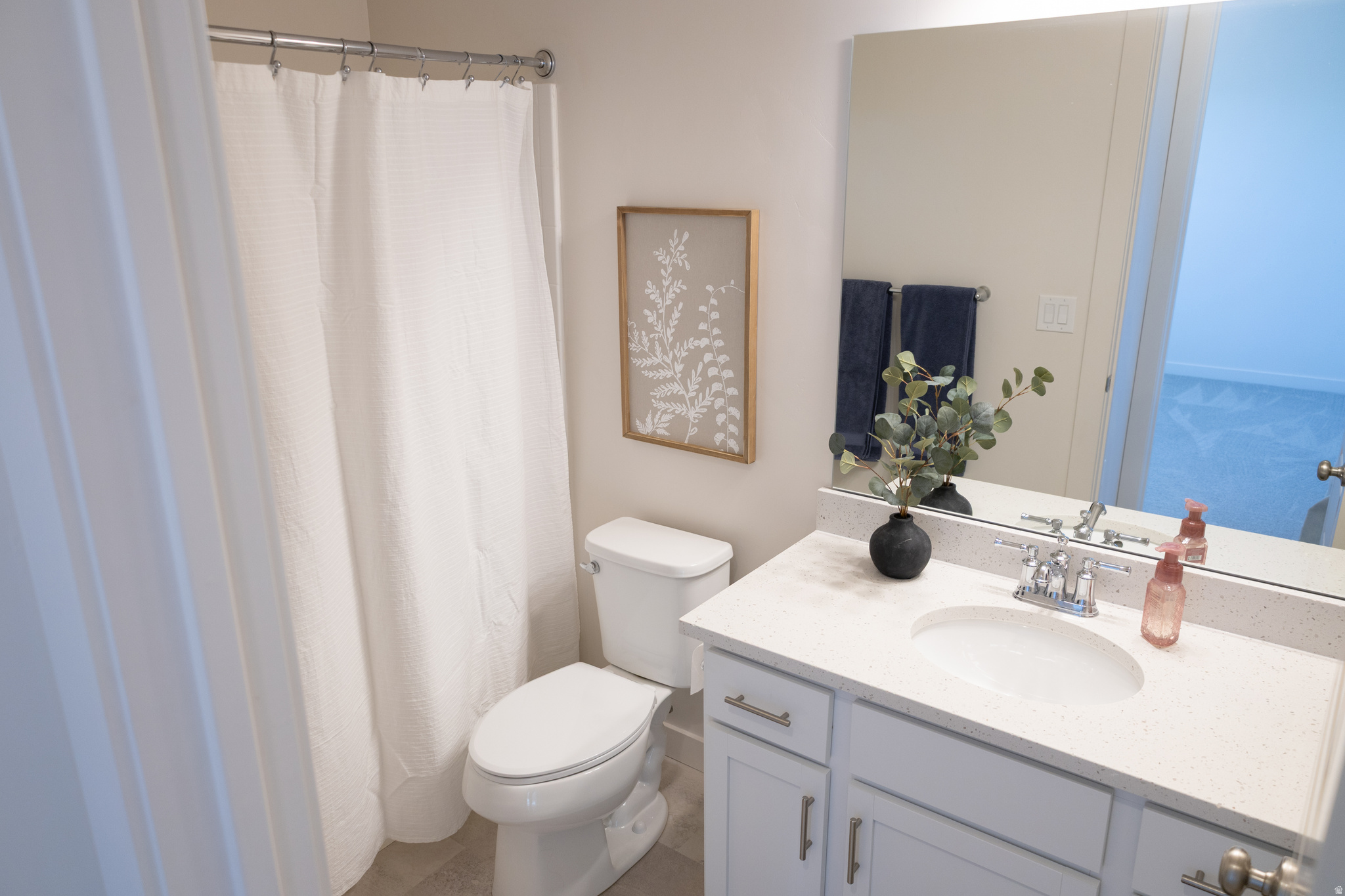 OVERLAND PHASE B - Residential