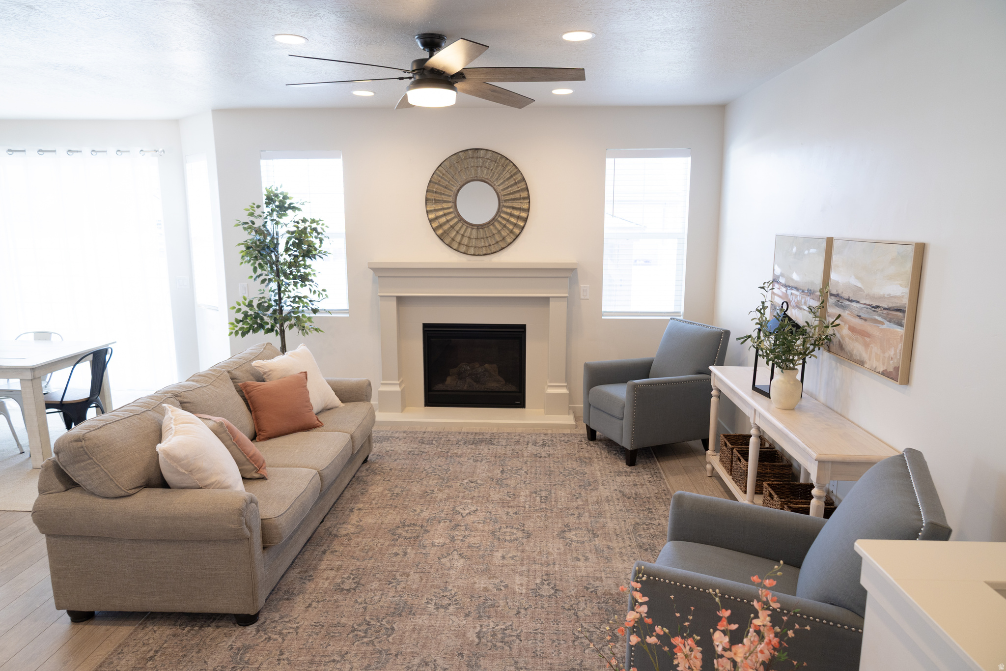 OVERLAND PHASE B - Residential