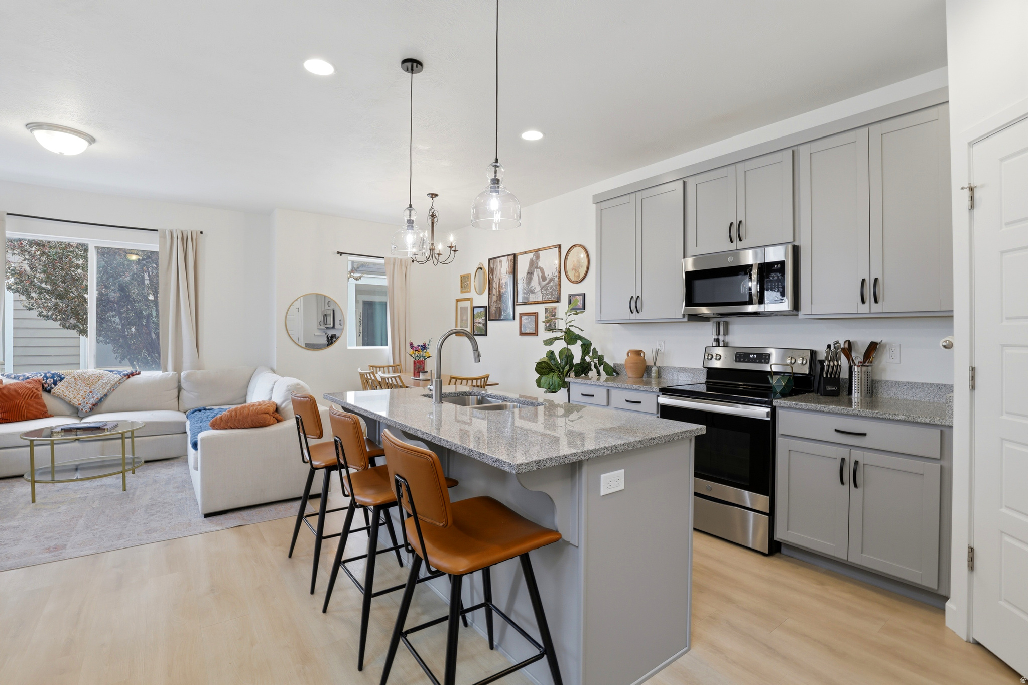 DAY RANCH LEGACY - Residential