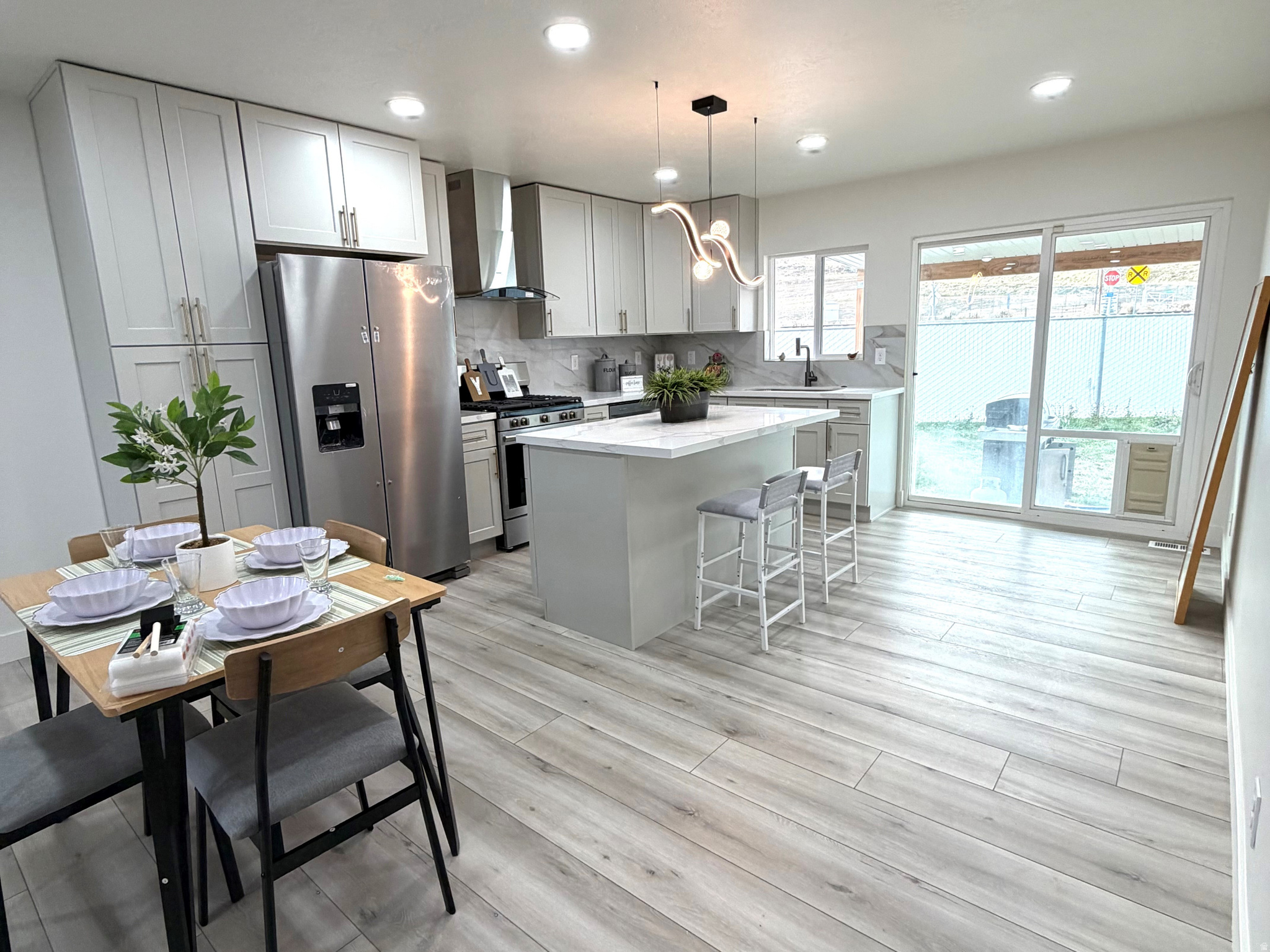 MEADOWS - Residential