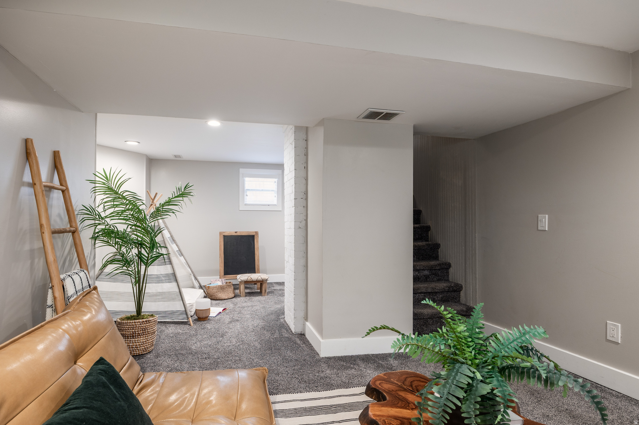 CAPITOL - Residential