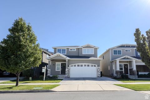 Photo of 591 W KOINS WAY, Bluffdale, UT 84065 (MLS # 2114149)