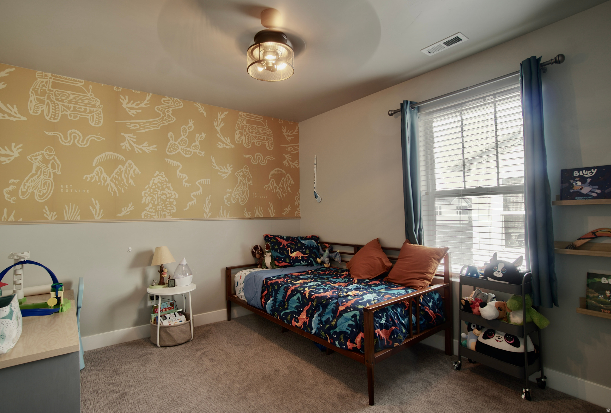 DAYBREAK - Residential