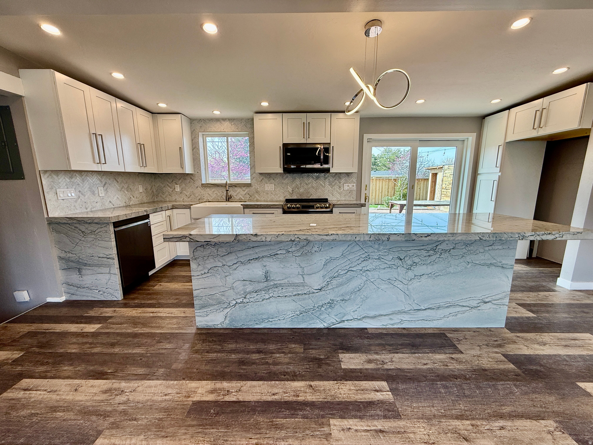 GREENFIELD VILLAGE PLAT G - Residential