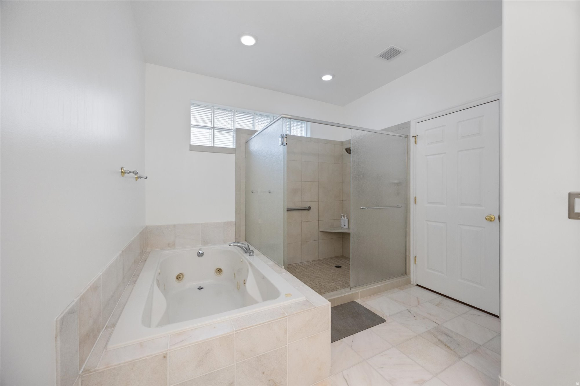 PALAMINO - Residential