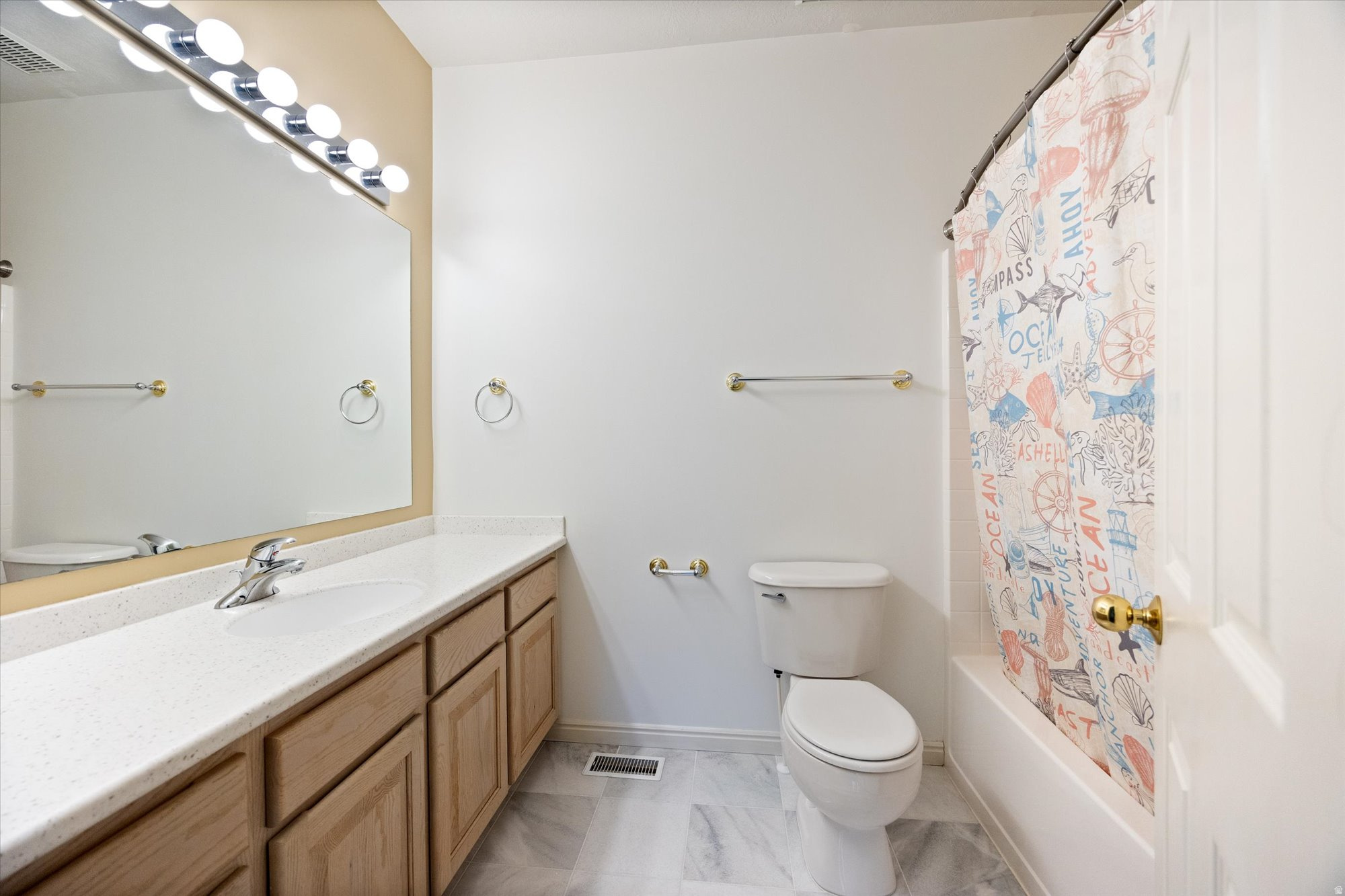 PALAMINO - Residential