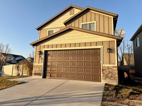 Tiny photo for 35 E WATER LN, Vineyard, UT 84059 (MLS # 2131506)