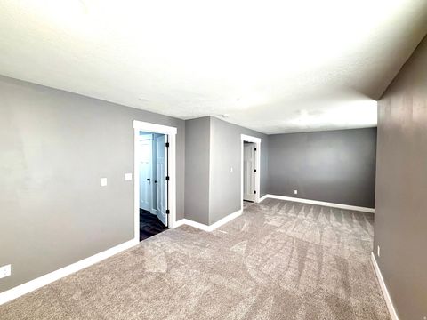 Tiny photo for 35 E WATER LN, Vineyard, UT 84059 (MLS # 2131506)