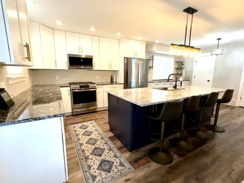 Tiny photo for 35 E WATER LN, Vineyard, UT 84059 (MLS # 2131506)