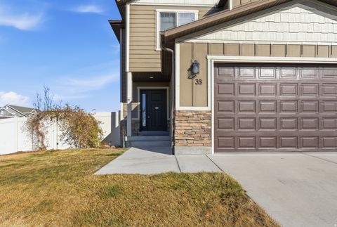 Tiny photo for 35 E WATER LN, Vineyard, UT 84059 (MLS # 2131506)