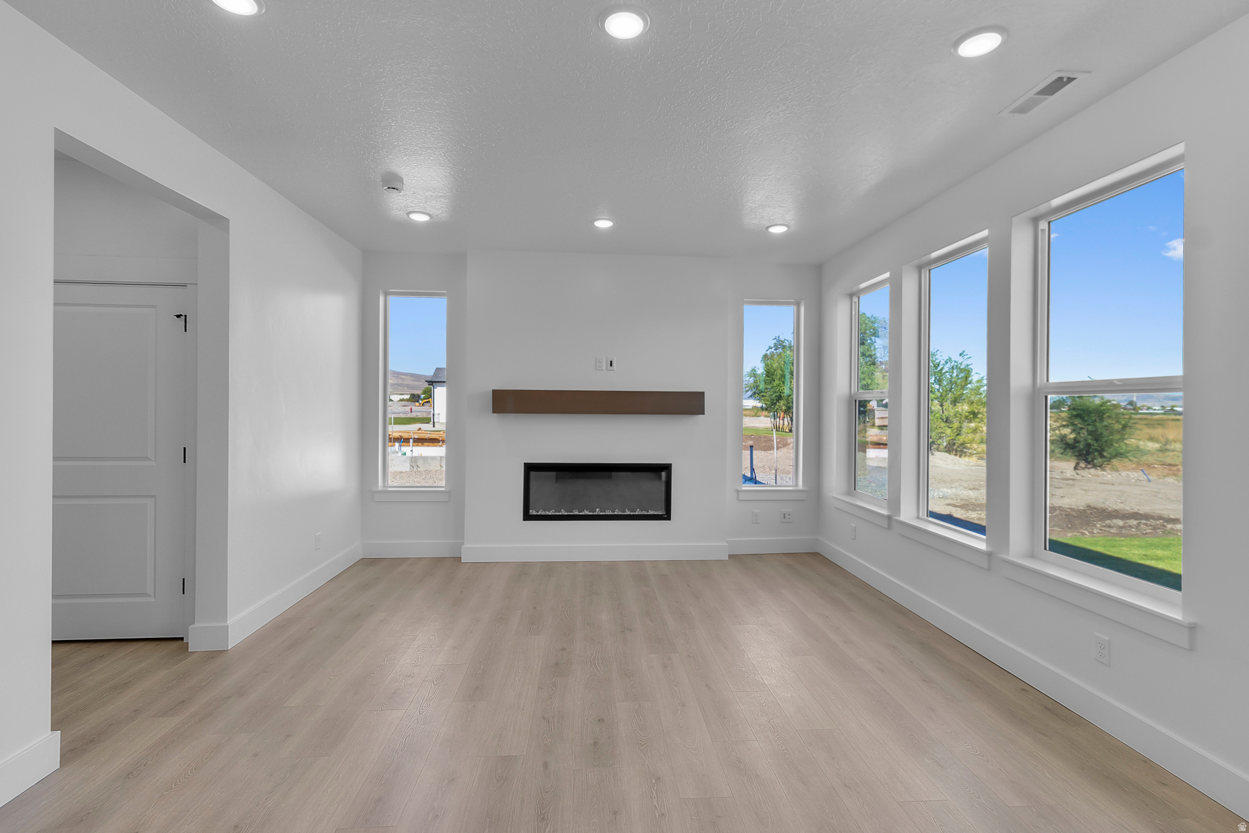 SUGAR CREEK - Residential