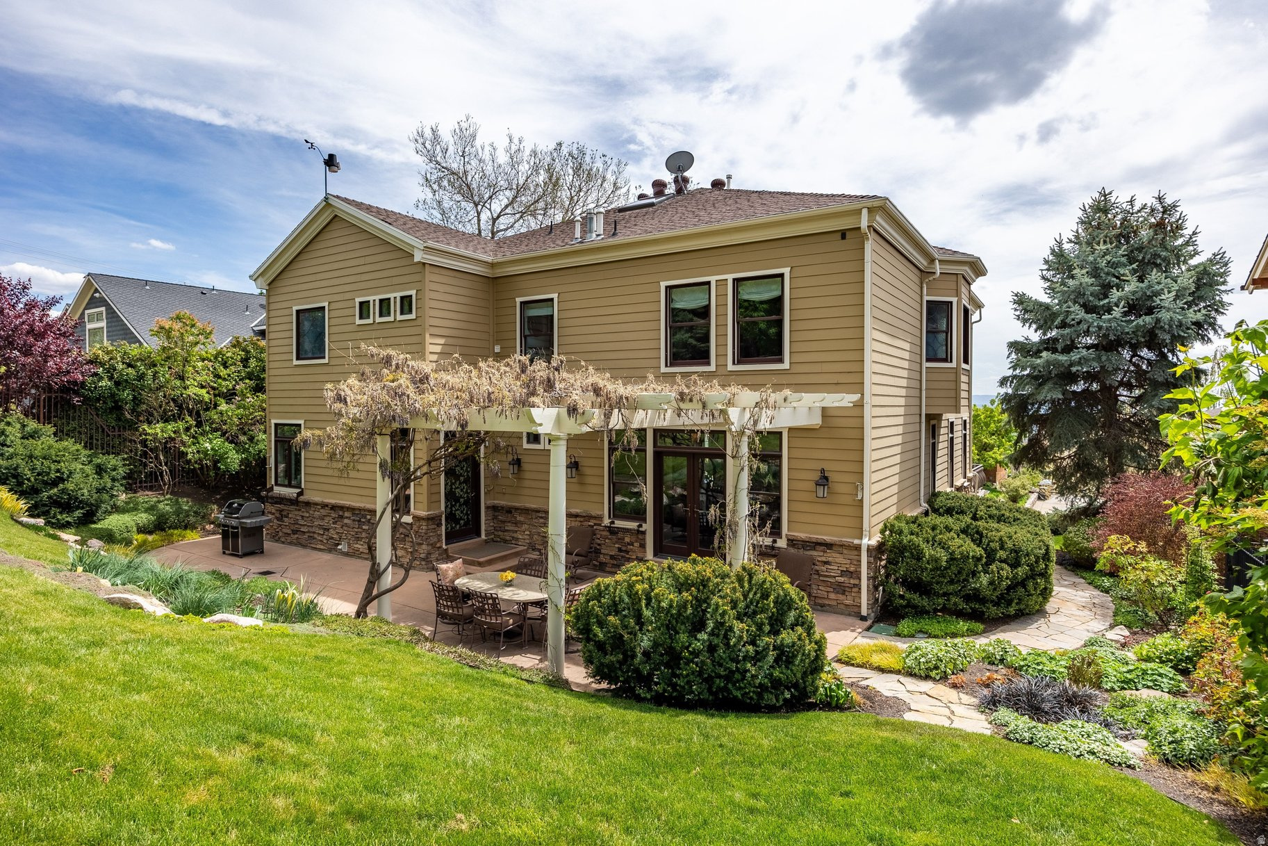 CAPITOL PARK - Residential